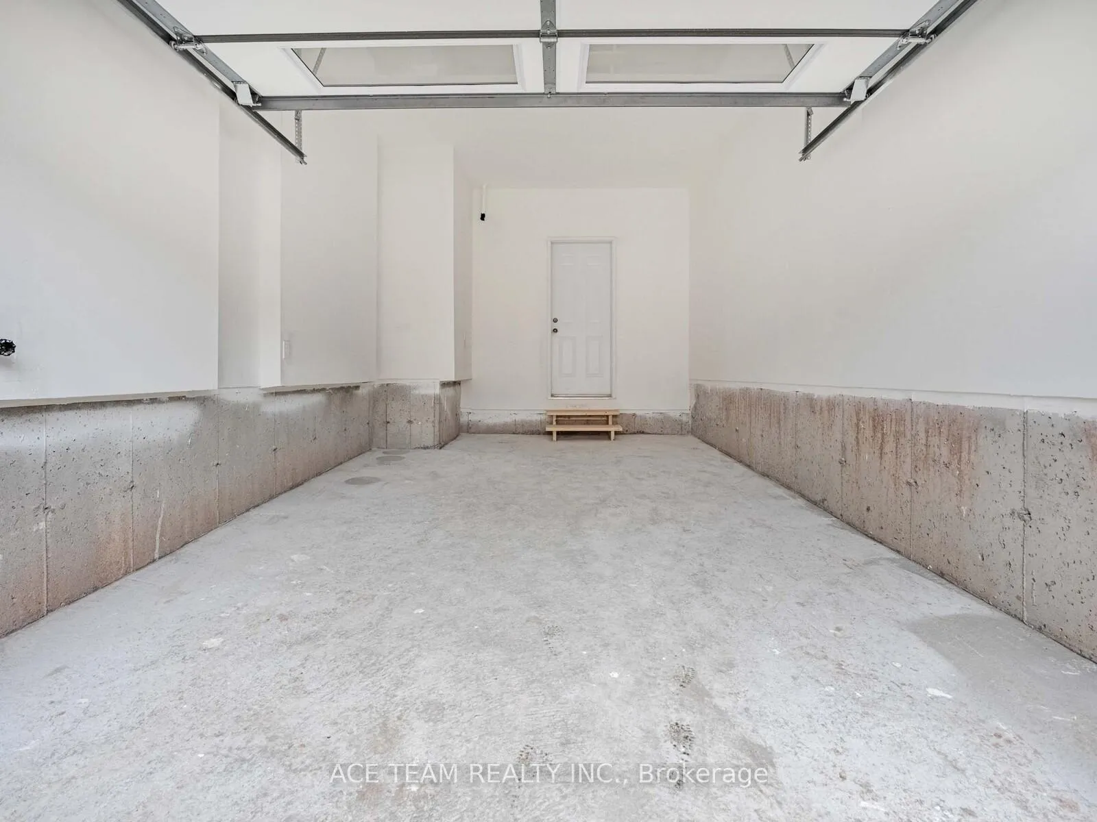 Photo 37 of 136 Molozzi Street, Erin — HOMEH