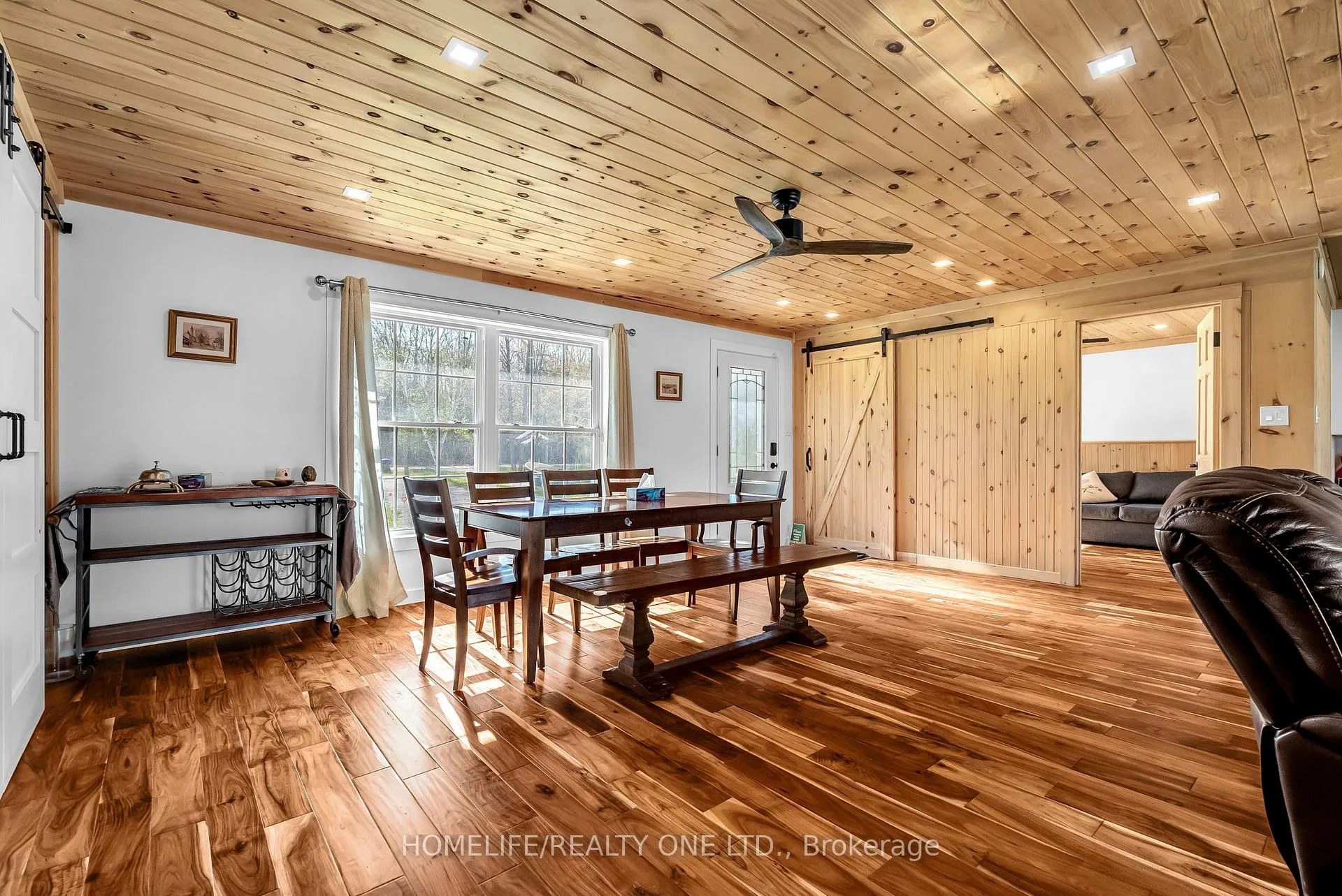 Photo 7 of 4055 Glen Cedar Drive, Ramara, Rural Ramara — HOMEH
