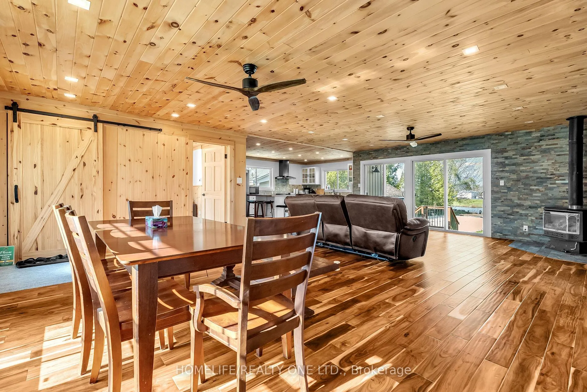 Photo 8 of 4055 Glen Cedar Drive, Ramara, Rural Ramara — HOMEH