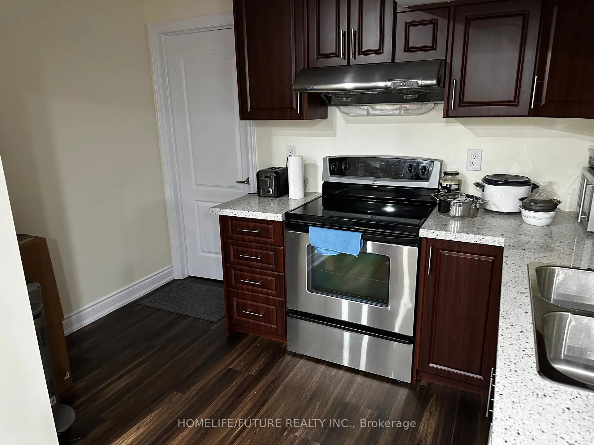 Photo 9 of Unit Basment, 426 Wycliffe Avenue, Vaughan, Islington Woods — HOMEH