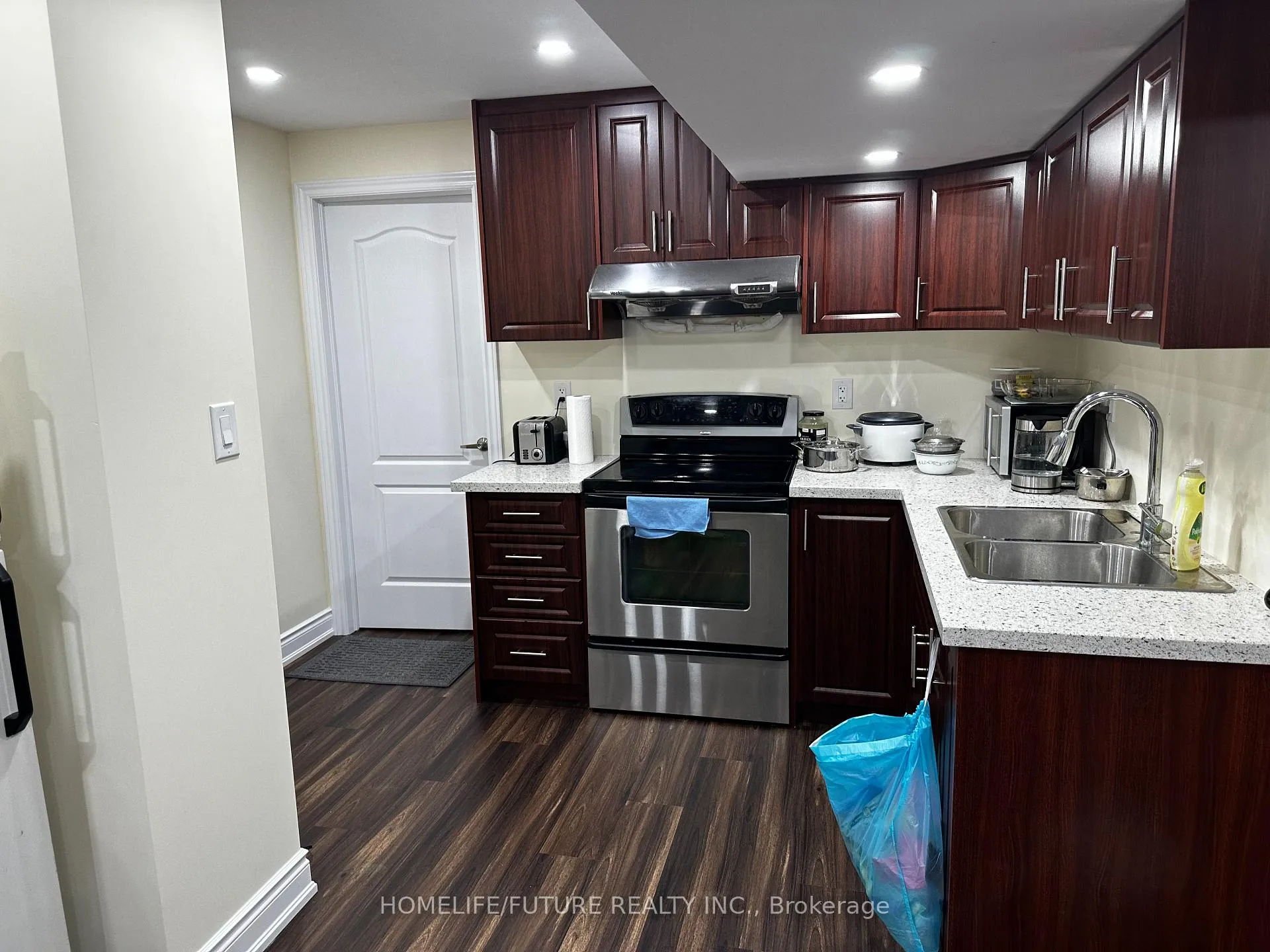 Photo 10 of Unit Basment, 426 Wycliffe Avenue, Vaughan, Islington Woods — HOMEH