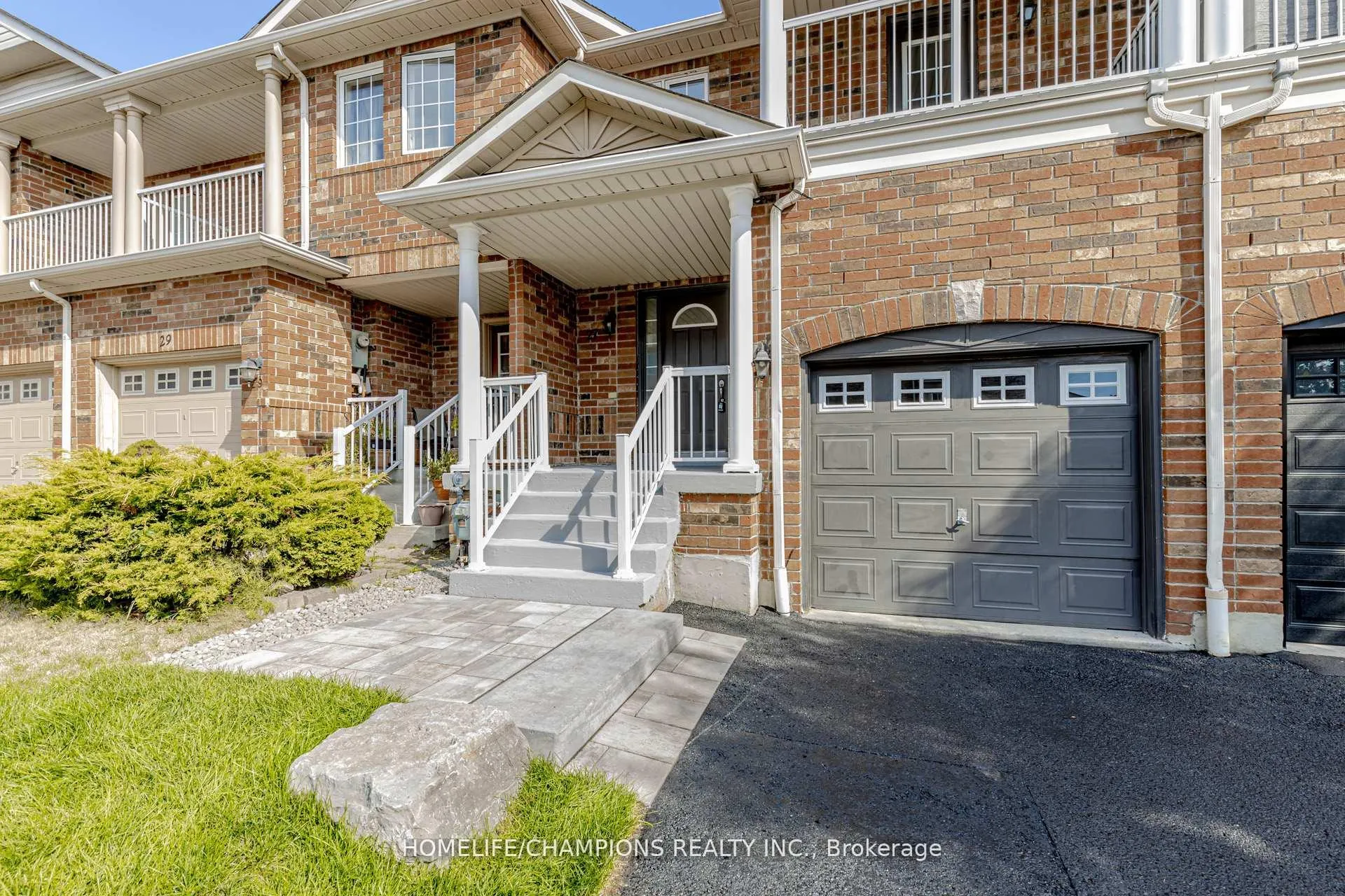 Photo 3 of 27 Tasker Crescent, Ajax, Central — HOMEH