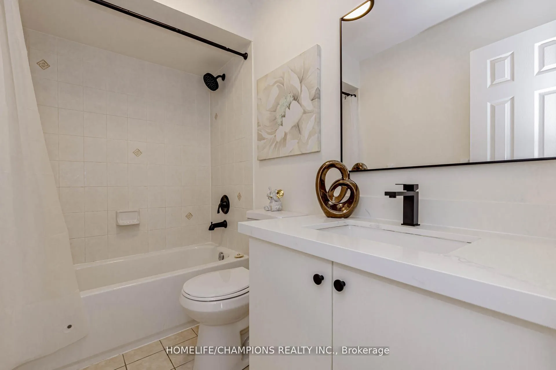 Photo 13 of 27 Tasker Crescent, Ajax, Central — HOMEH