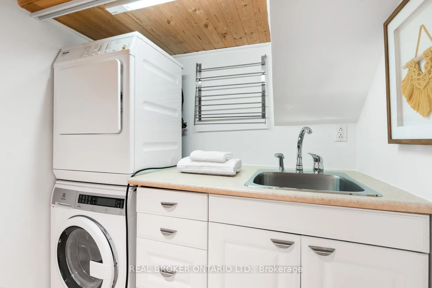 Photo 29 of 115 Bellhaven Road, Toronto, Woodbine Corridor — HOMEH
