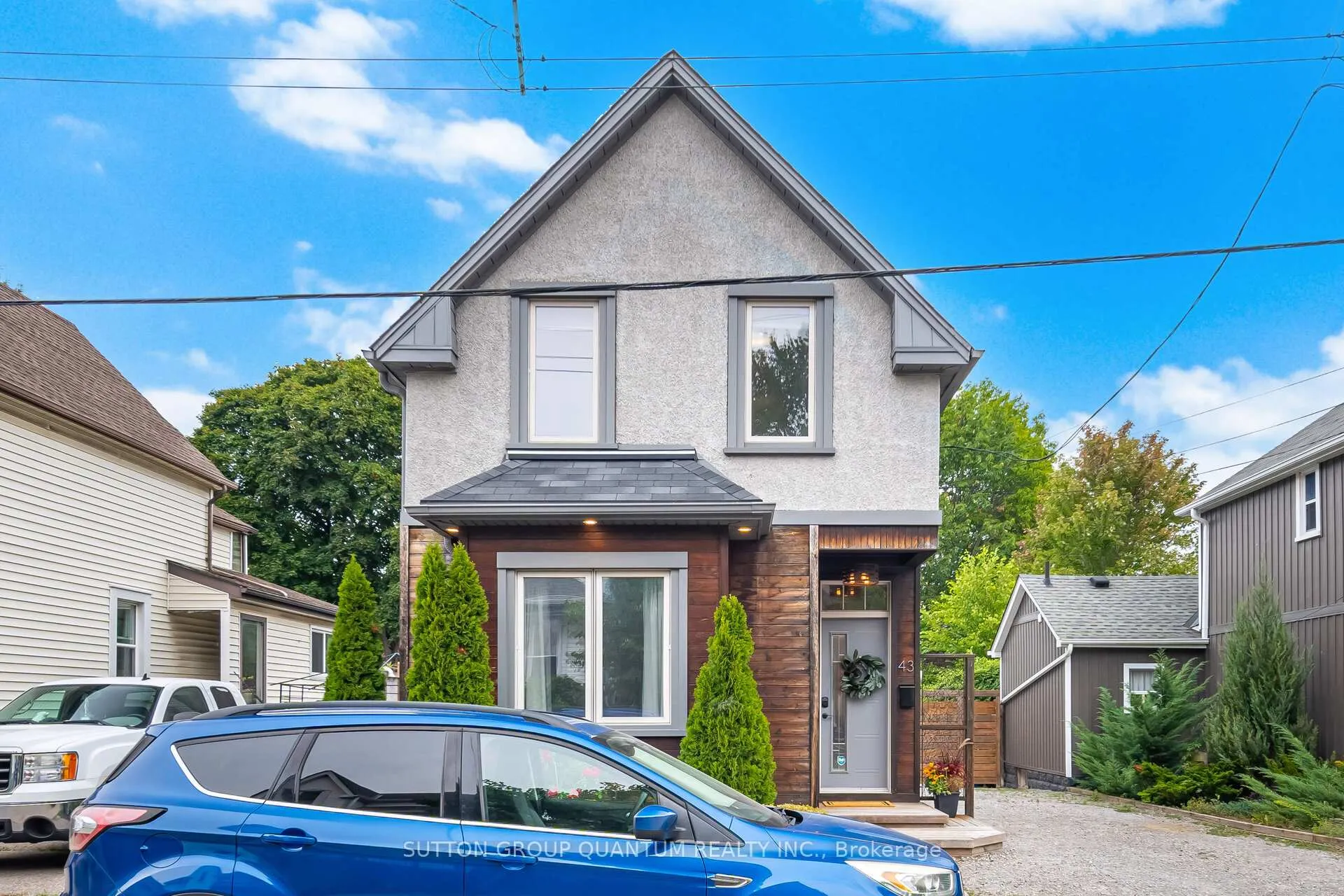 Photo 1 of 43 Woodbine Crescent E, Hamilton, Strathcona — HOMEH
