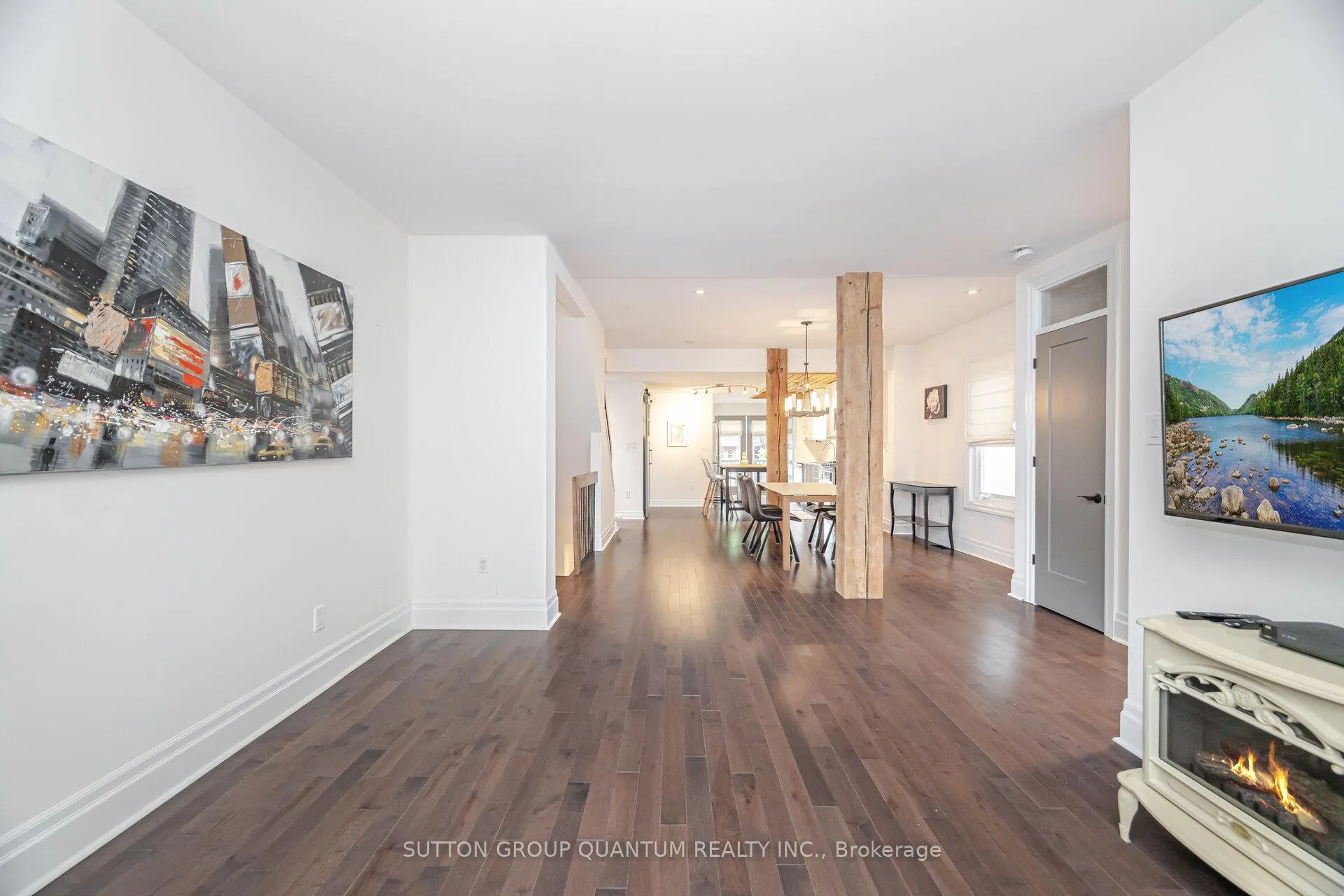 Photo 8 of 43 Woodbine Crescent E, Hamilton, Strathcona — HOMEH
