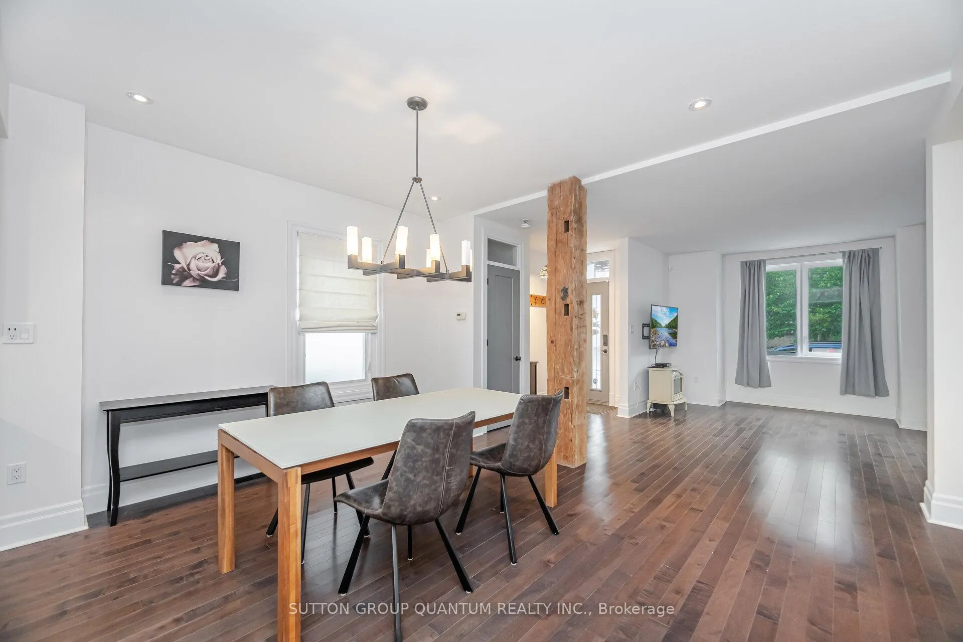 Photo 10 of 43 Woodbine Crescent E, Hamilton, Strathcona — HOMEH