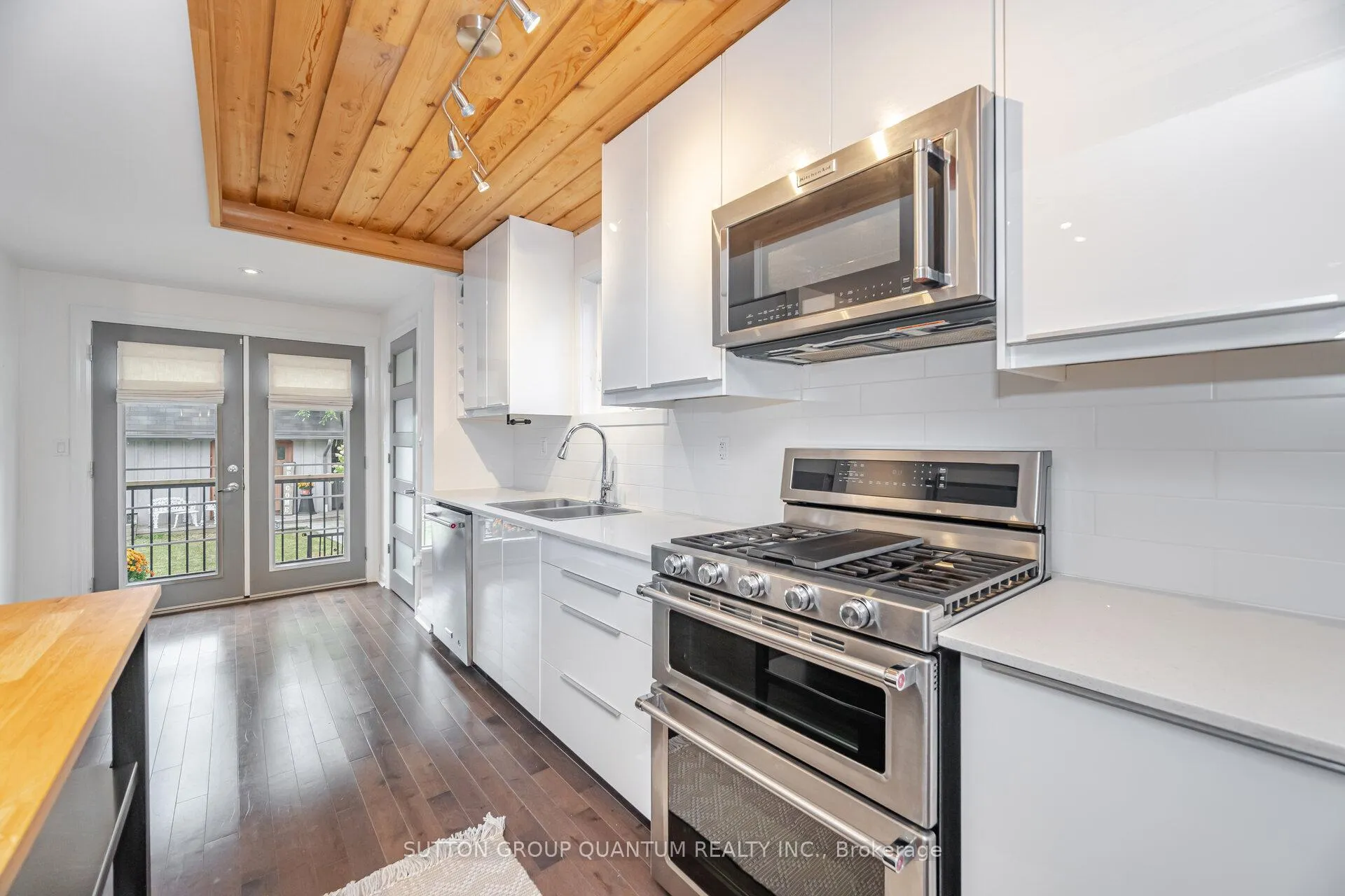 Photo 14 of 43 Woodbine Crescent E, Hamilton, Strathcona — HOMEH