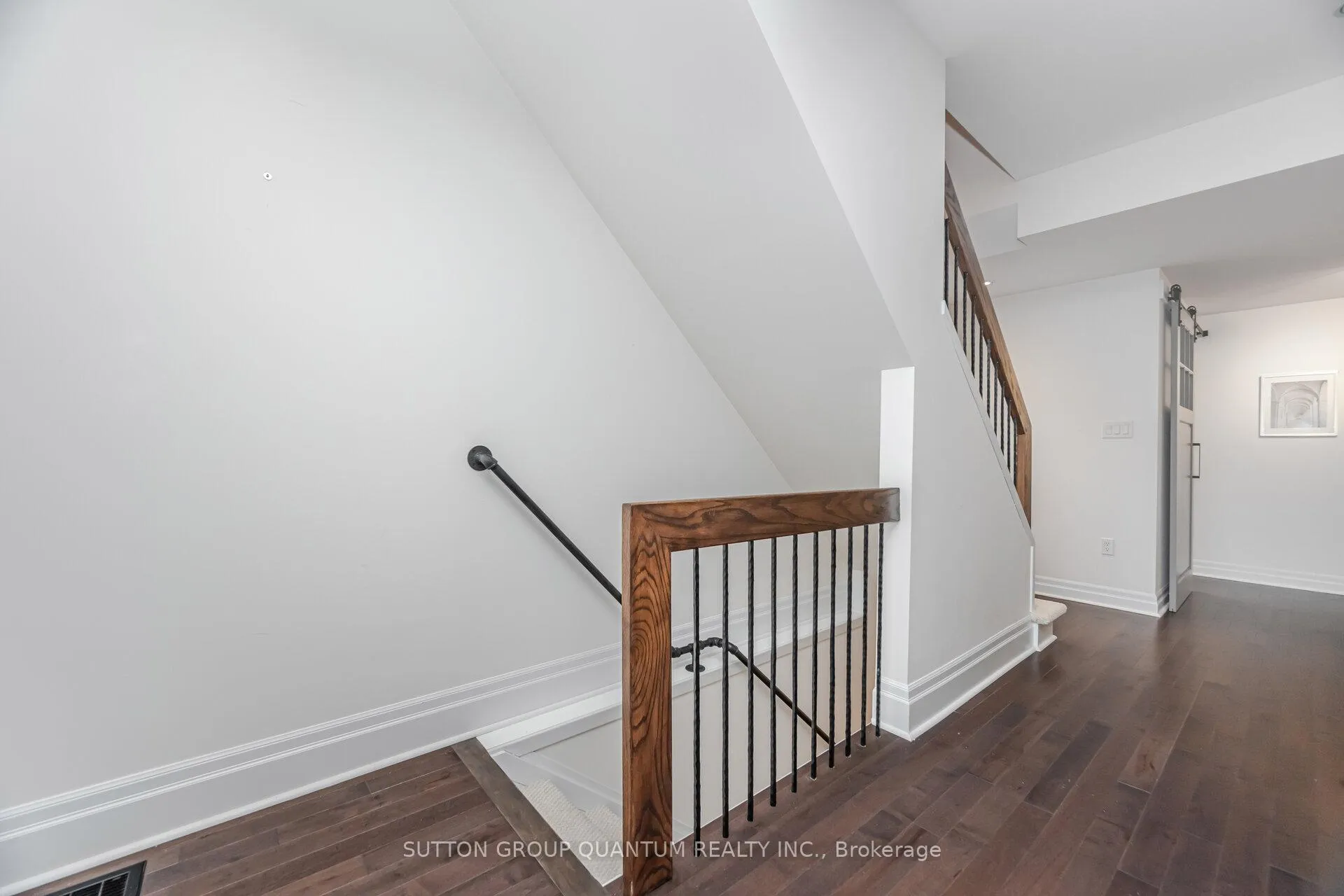 Photo 29 of 43 Woodbine Crescent E, Hamilton, Strathcona — HOMEH