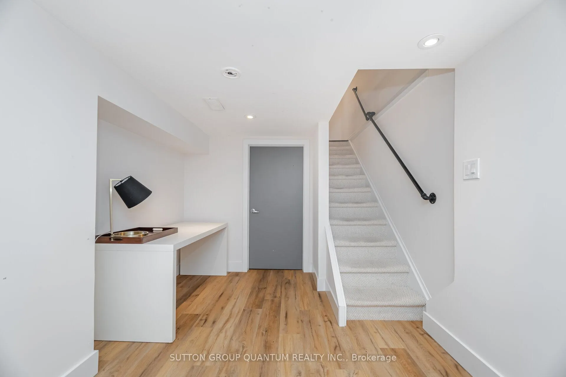 Photo 30 of 43 Woodbine Crescent E, Hamilton, Strathcona — HOMEH