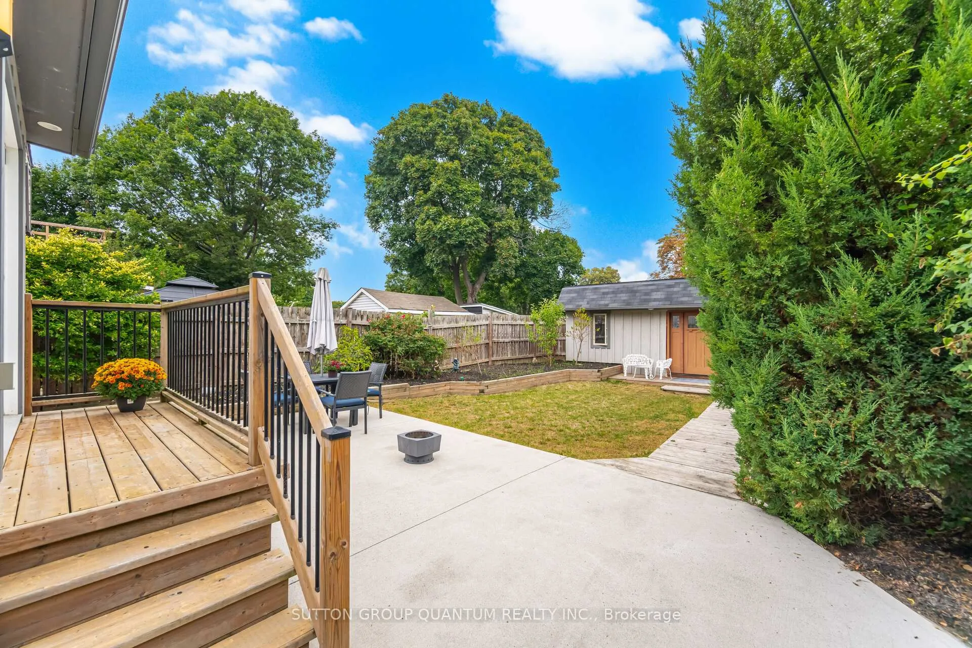 Photo 38 of 43 Woodbine Crescent E, Hamilton, Strathcona — HOMEH