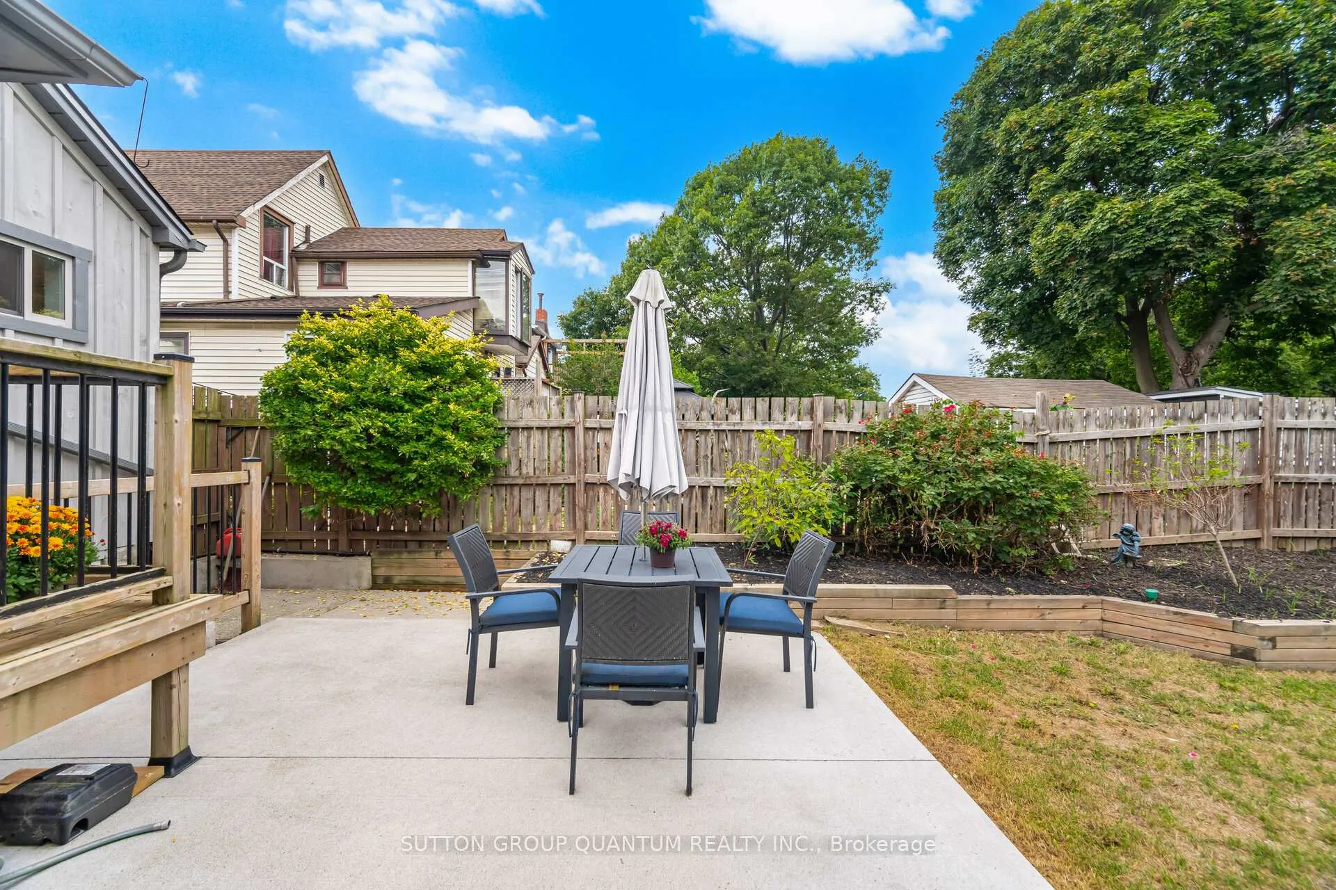 Photo 39 of 43 Woodbine Crescent E, Hamilton, Strathcona — HOMEH