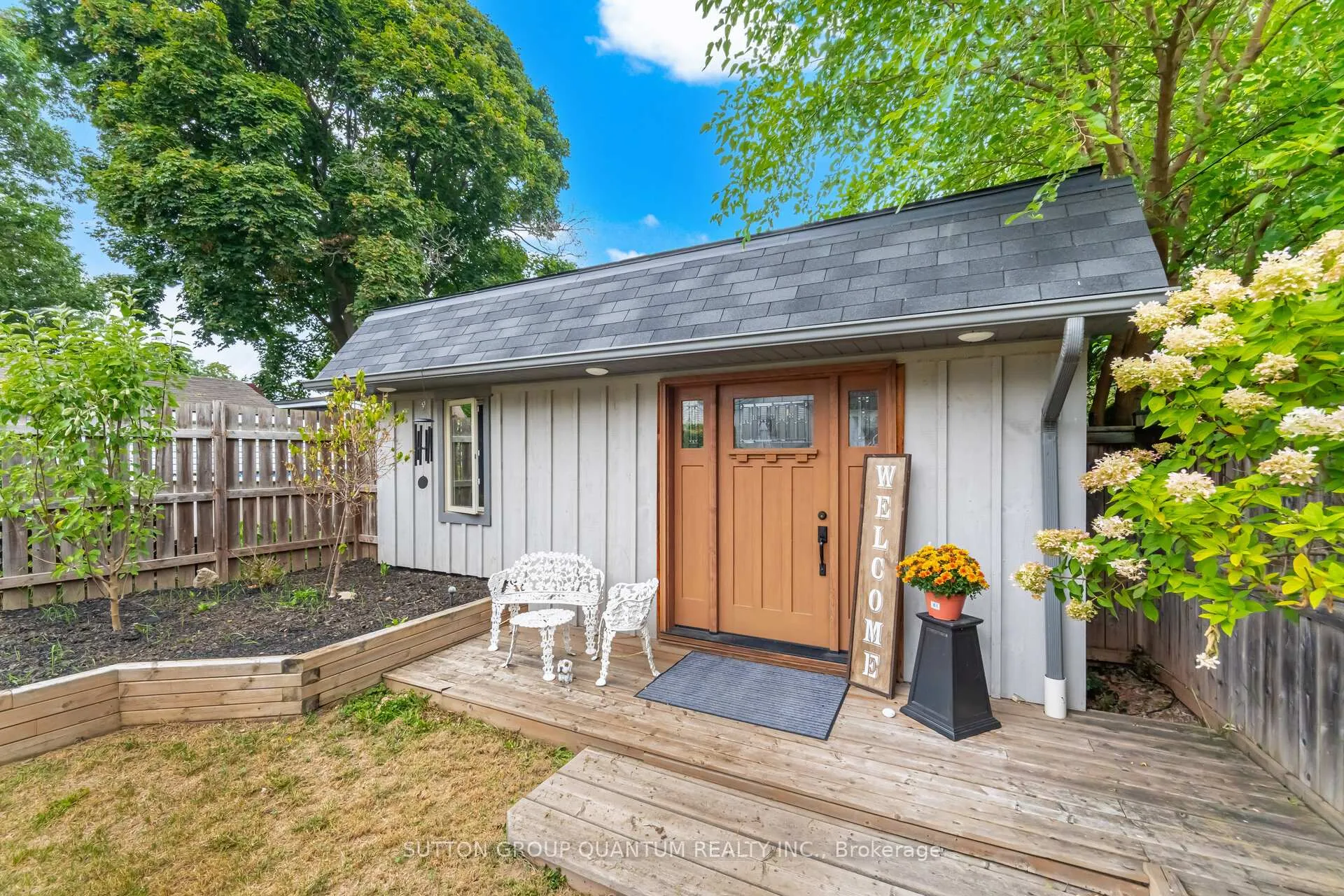 Photo 42 of 43 Woodbine Crescent E, Hamilton, Strathcona — HOMEH