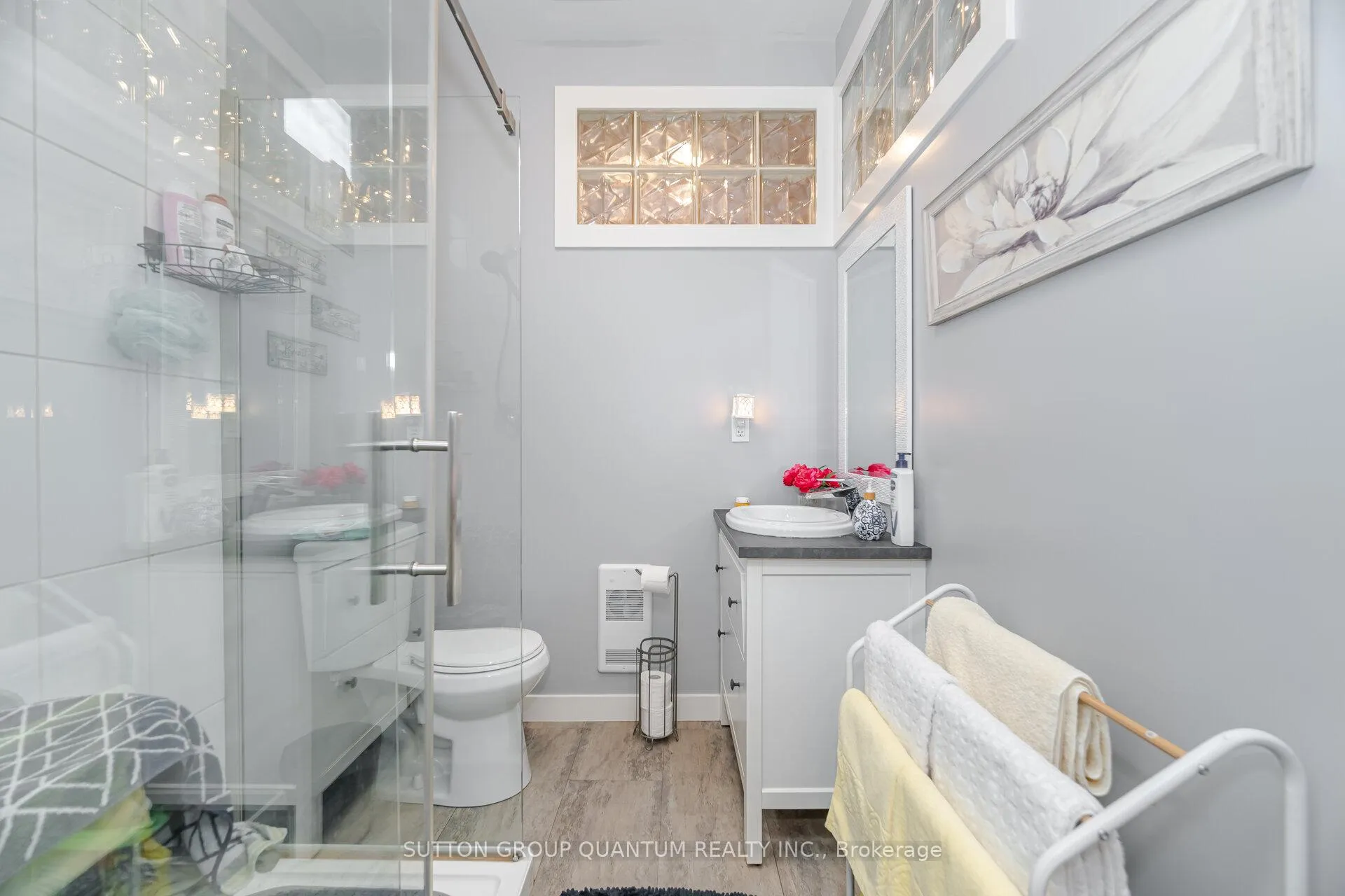 Photo 48 of 43 Woodbine Crescent E, Hamilton, Strathcona — HOMEH