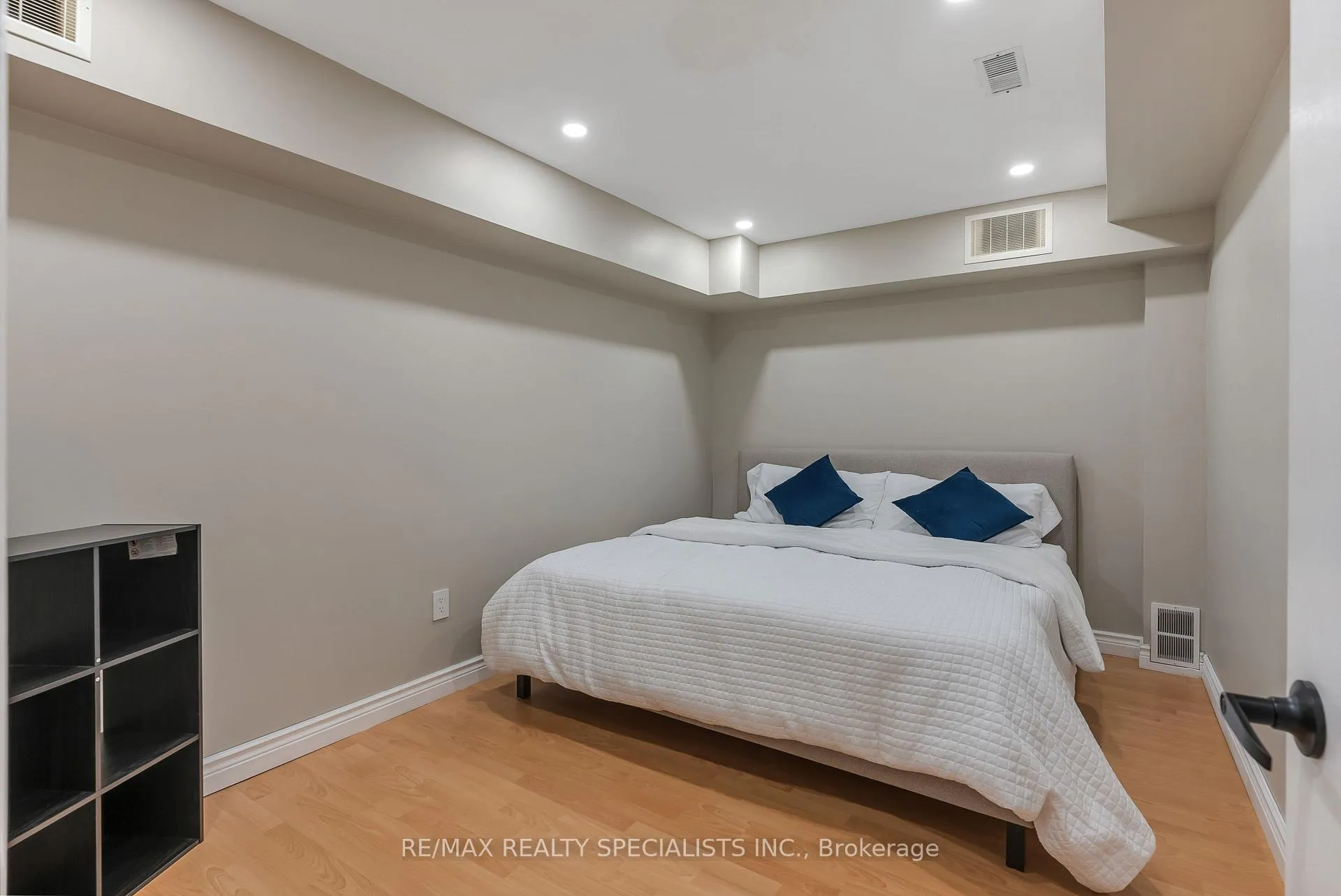 Photo 37 of 35 Ewart Street, Caledon, Bolton North — HOMEH