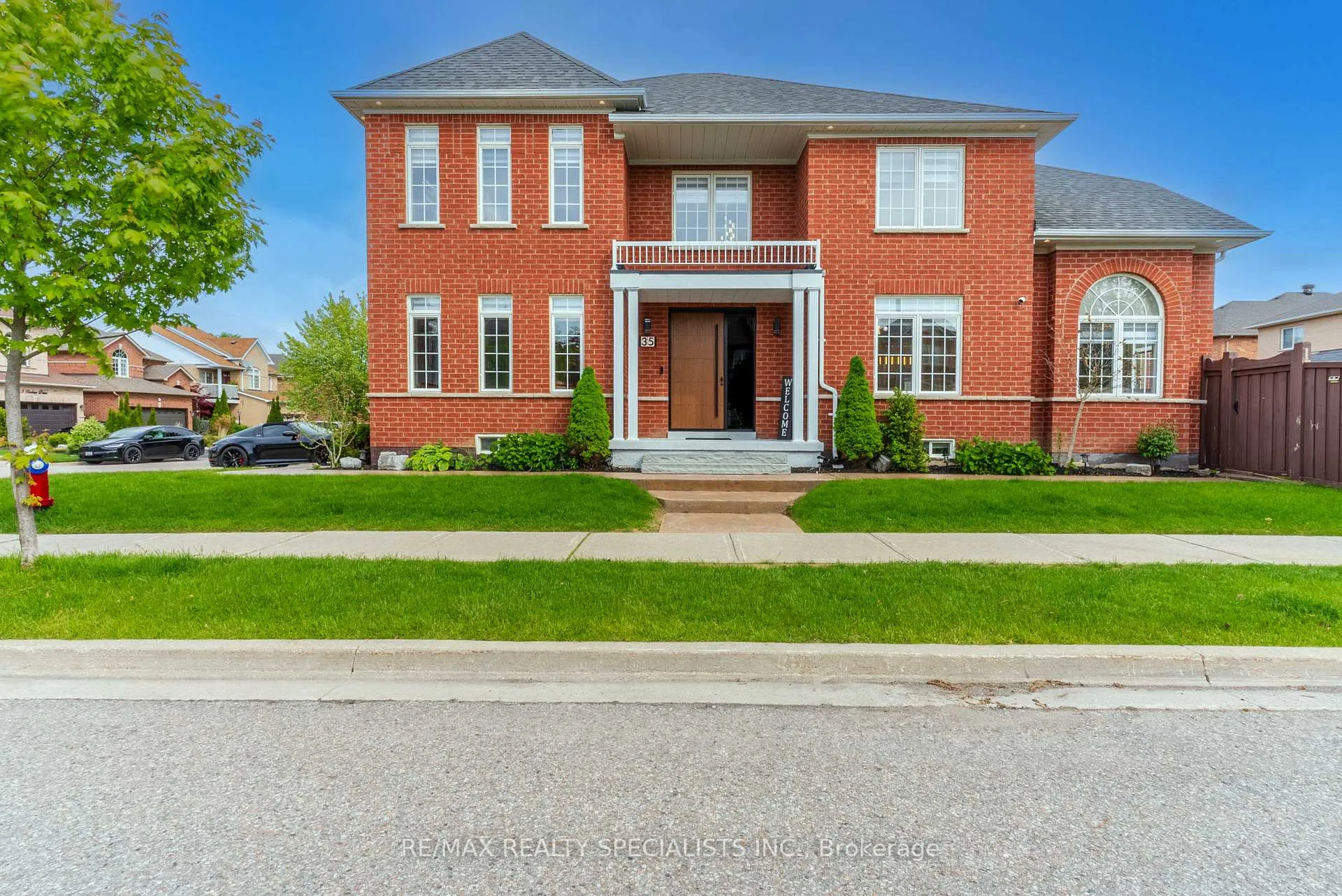 Photo 42 of 35 Ewart Street, Caledon, Bolton North — HOMEH