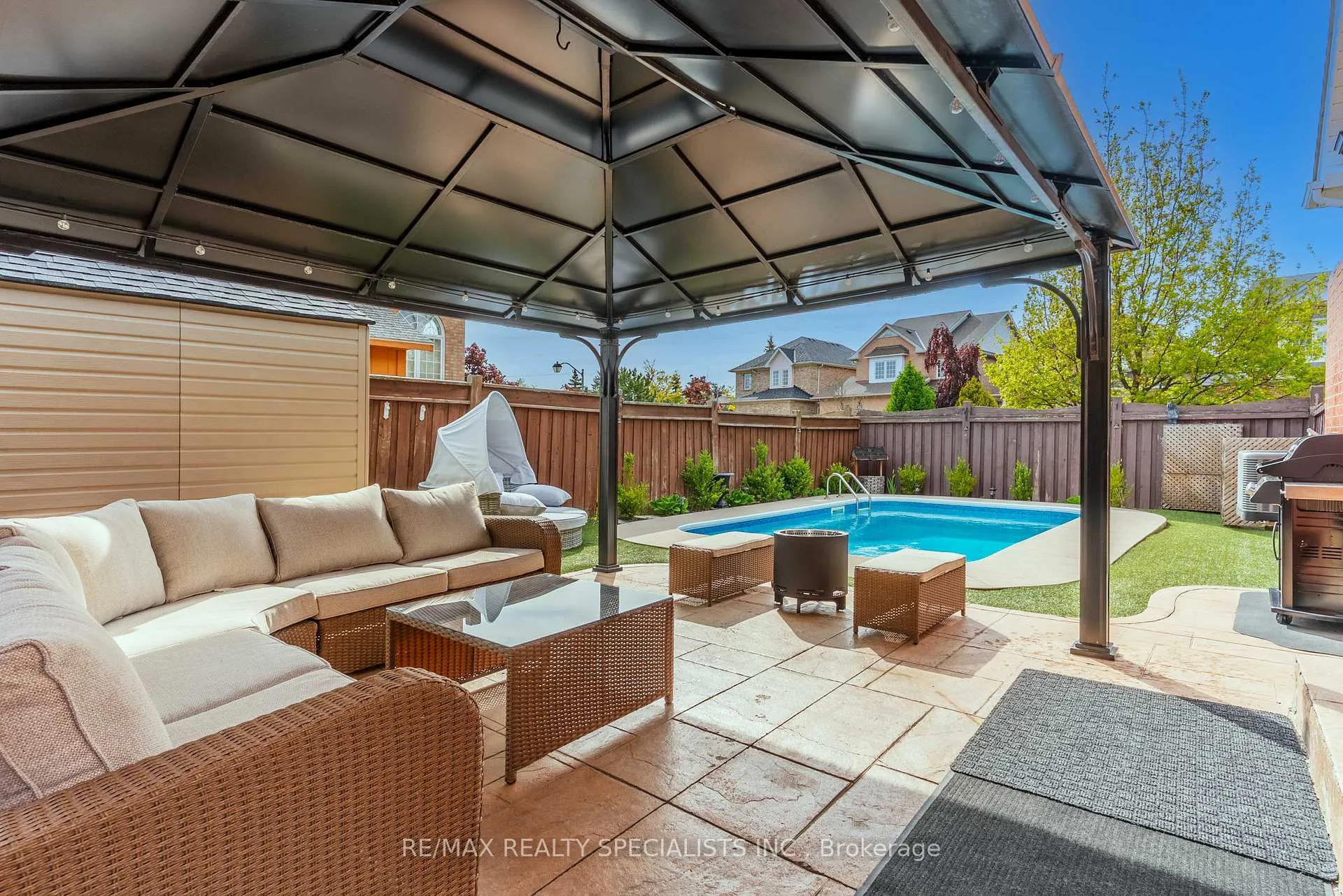 Photo 47 of 35 Ewart Street, Caledon, Bolton North — HOMEH
