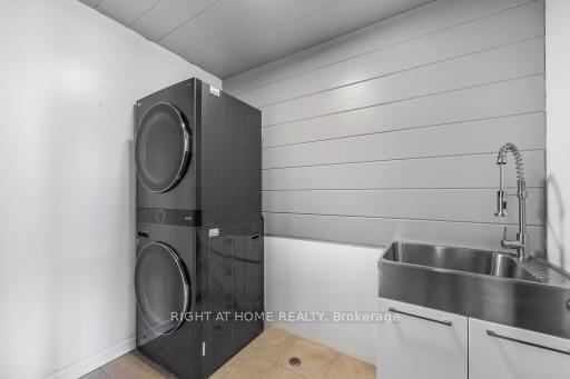 Photo 11 of 53 Decarolis Crescent, Essa, Angus — HOMEH
