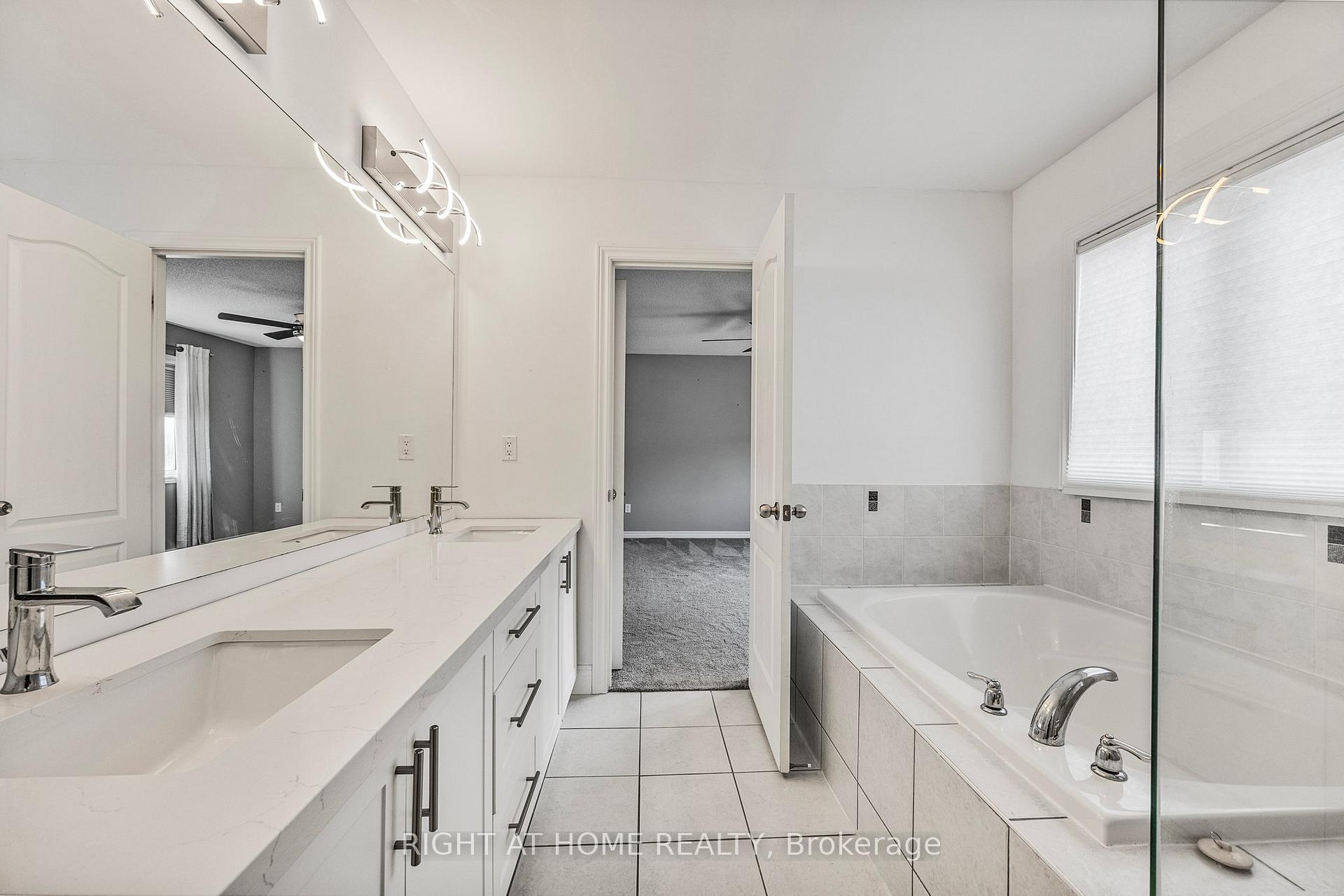 Photo 18 of 53 Decarolis Crescent, Essa, Angus — HOMEH