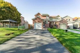 Photo 1 of 14 Greenfield Crescent, Whitby, Blue Grass Meadows — HOMEH