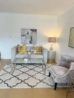 Photo 6 of 14 Greenfield Crescent, Whitby, Blue Grass Meadows — HOMEH