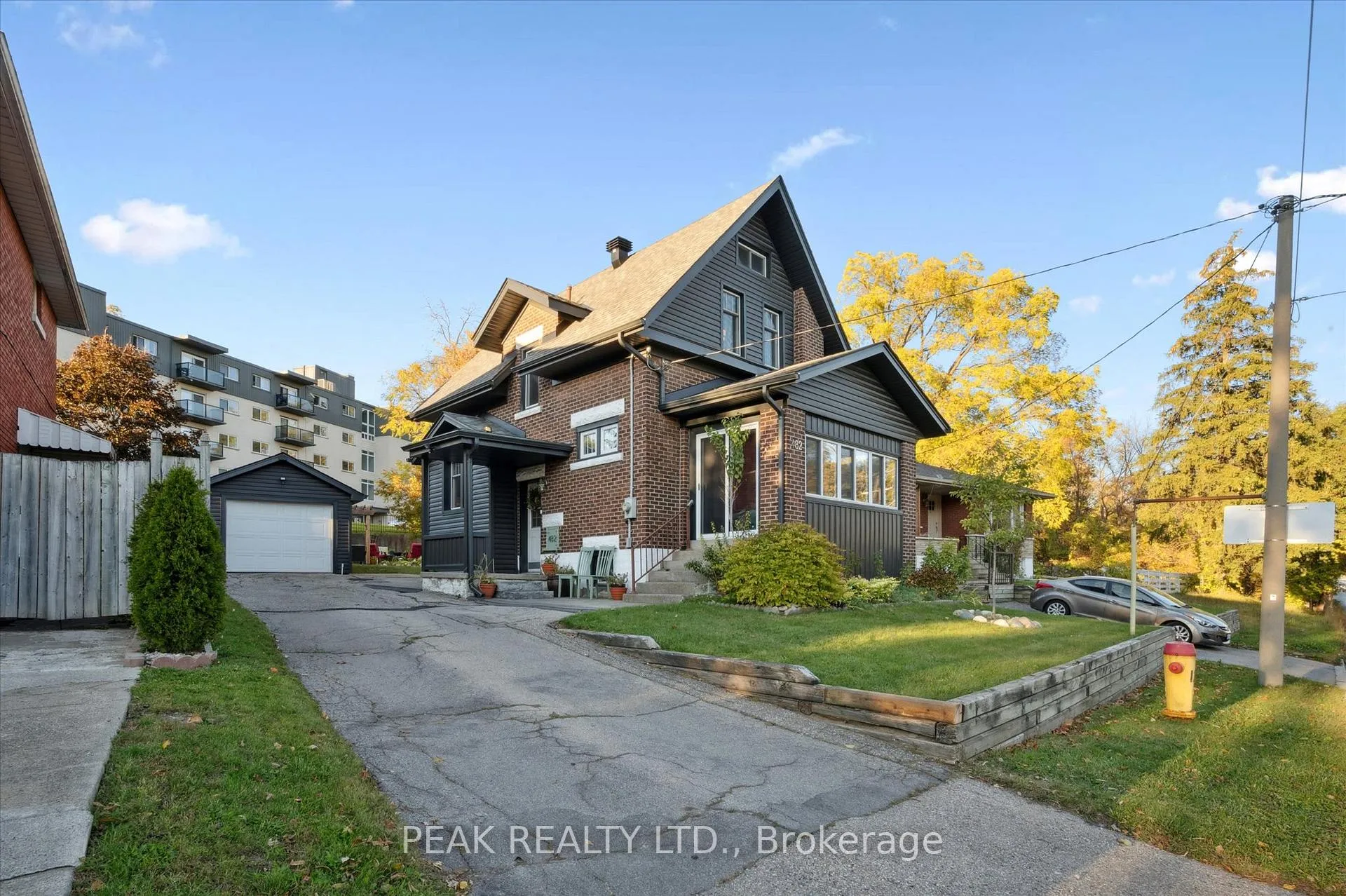 Photo 1 of 482 Wellington Street N, Kitchener — HOMEH