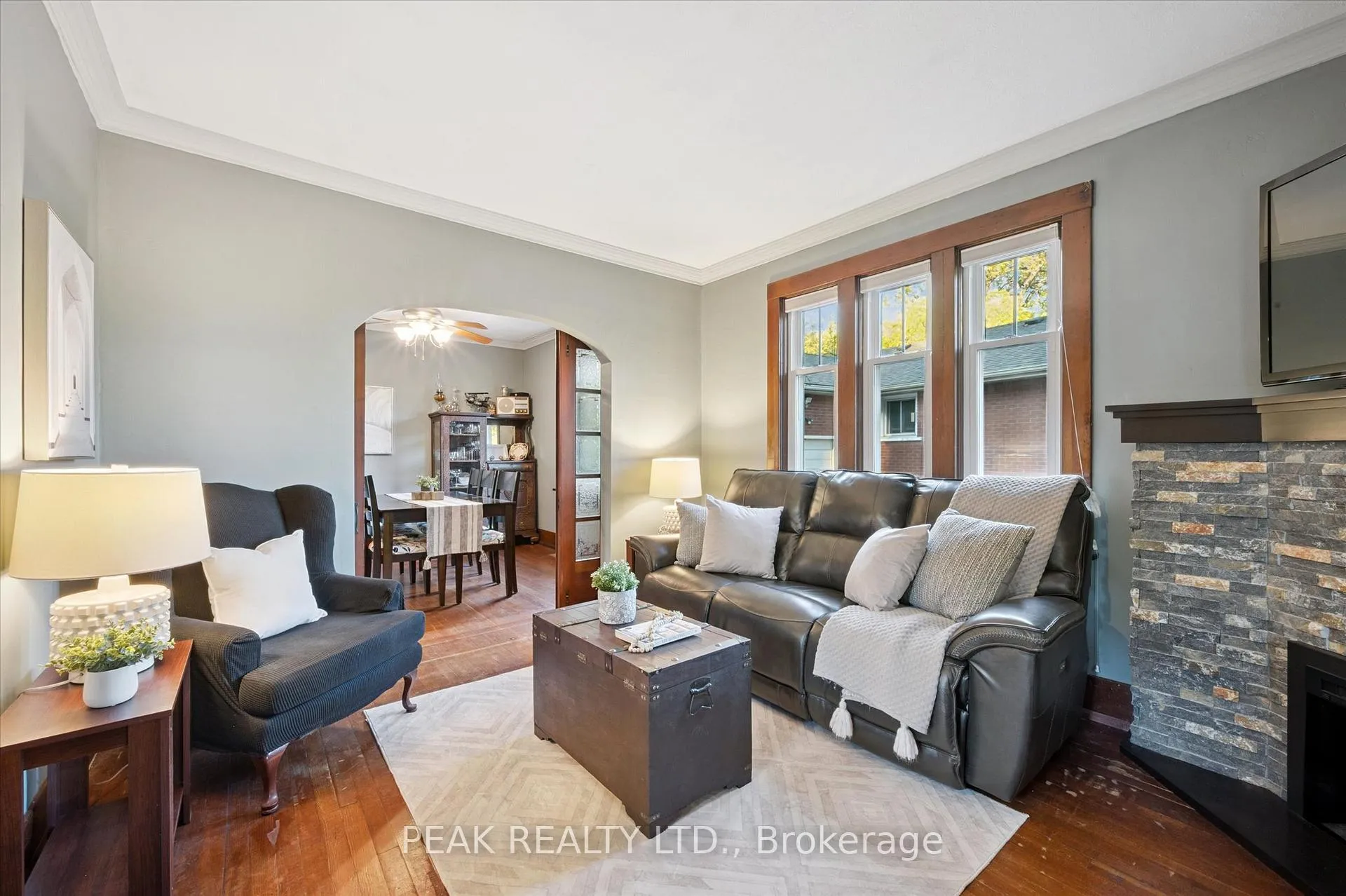 Photo 6 of 482 Wellington Street N, Kitchener — HOMEH