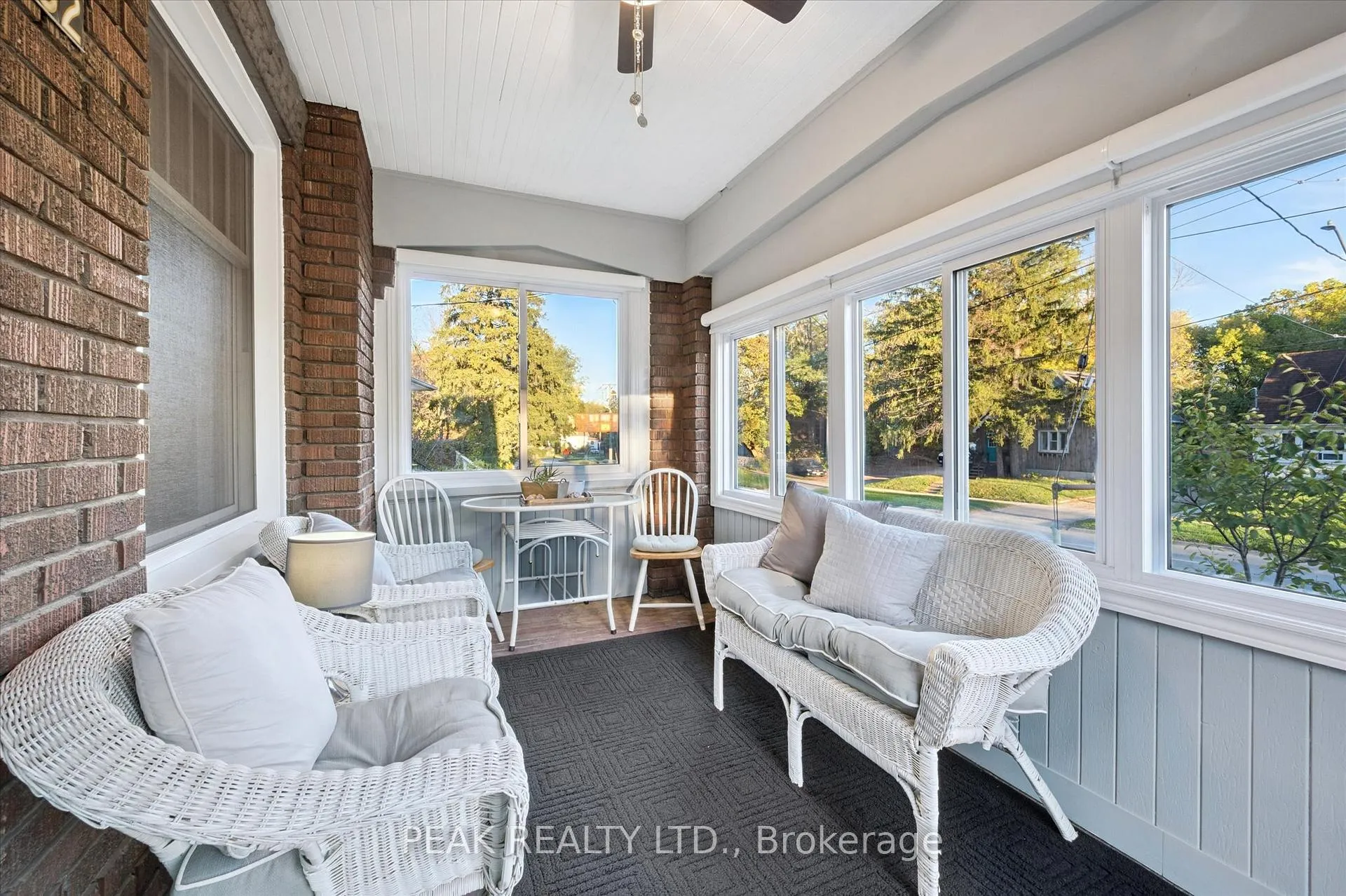 Photo 13 of 482 Wellington Street N, Kitchener — HOMEH