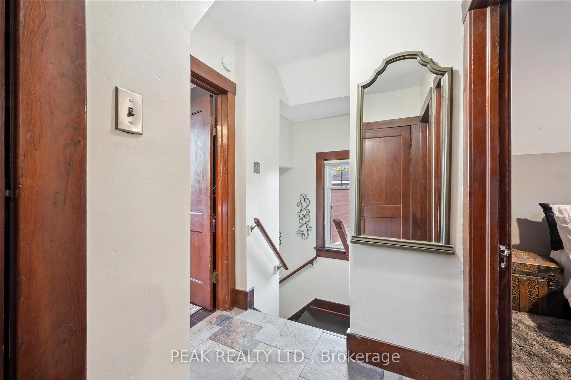 Photo 15 of 482 Wellington Street N, Kitchener — HOMEH