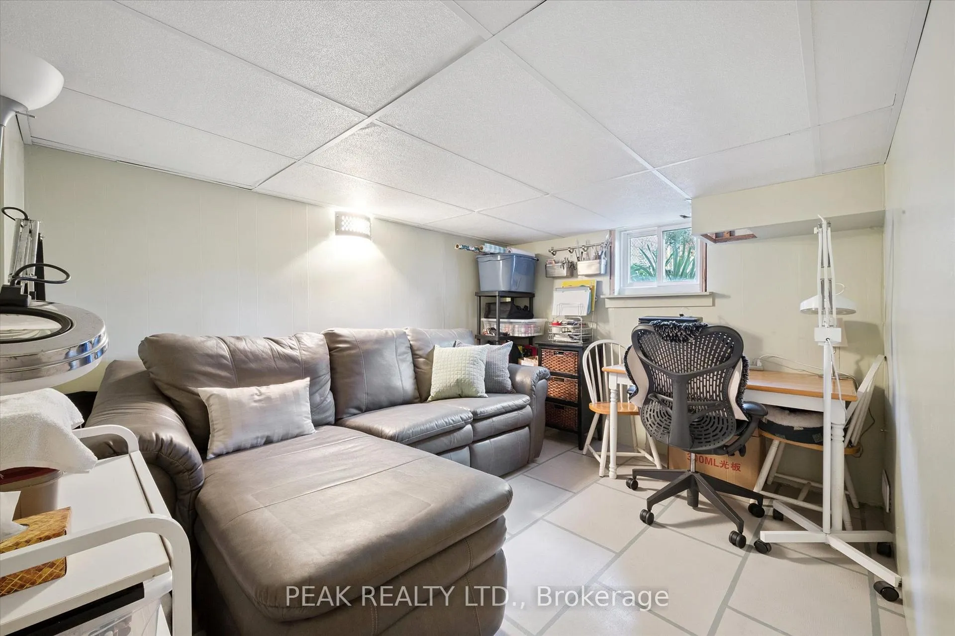 Photo 25 of 482 Wellington Street N, Kitchener — HOMEH