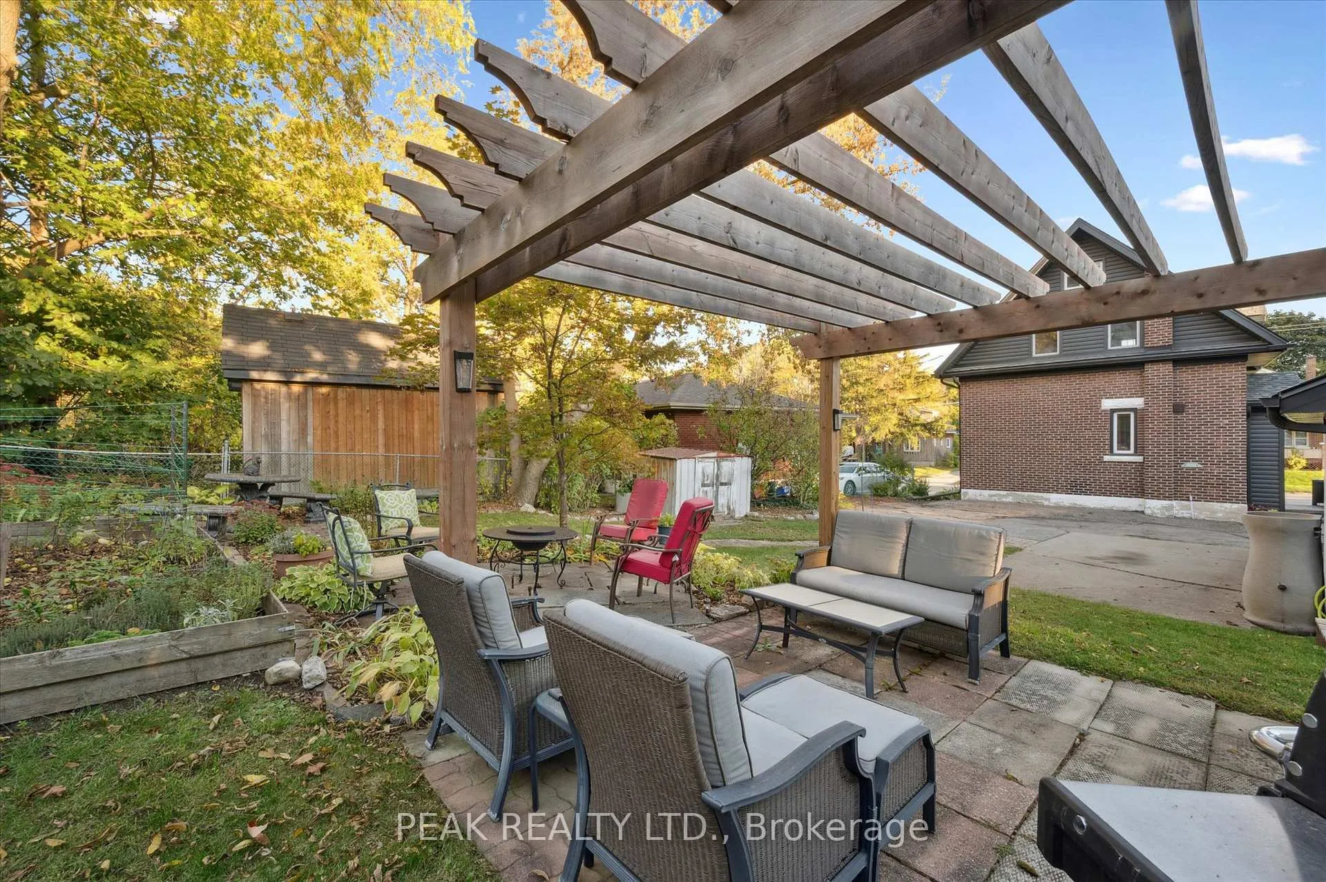 Photo 31 of 482 Wellington Street N, Kitchener — HOMEH