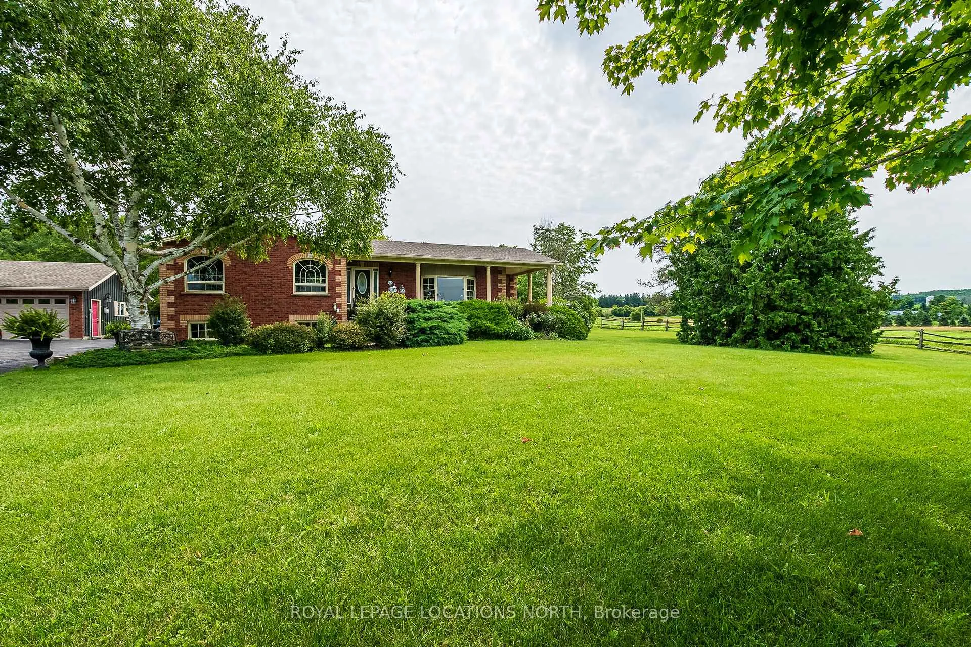 Photo 2 of 1919 concession 6 Road S, Clearview, Rural Clearview — HOMEH