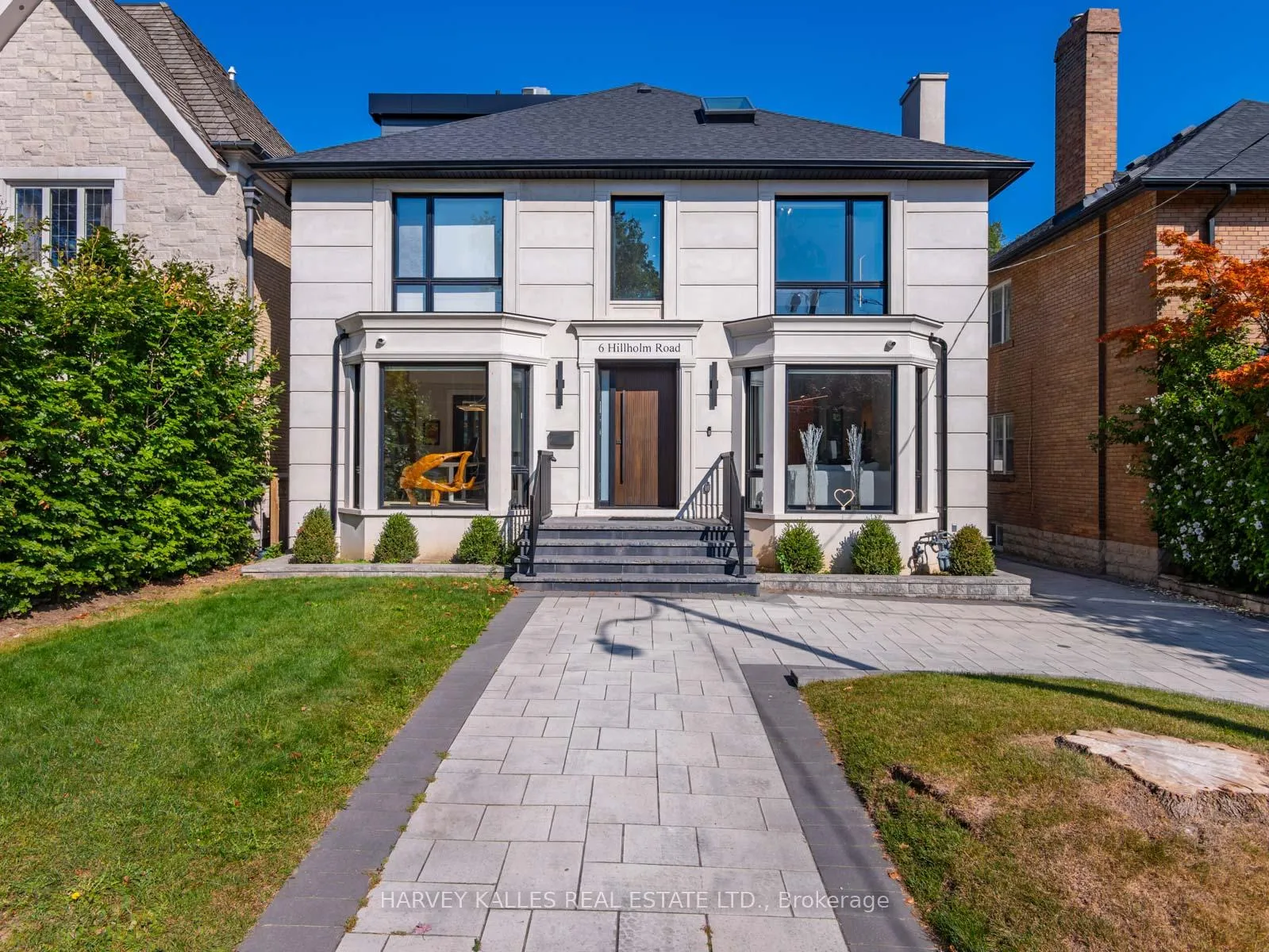 Front of 6 Hillholm Road