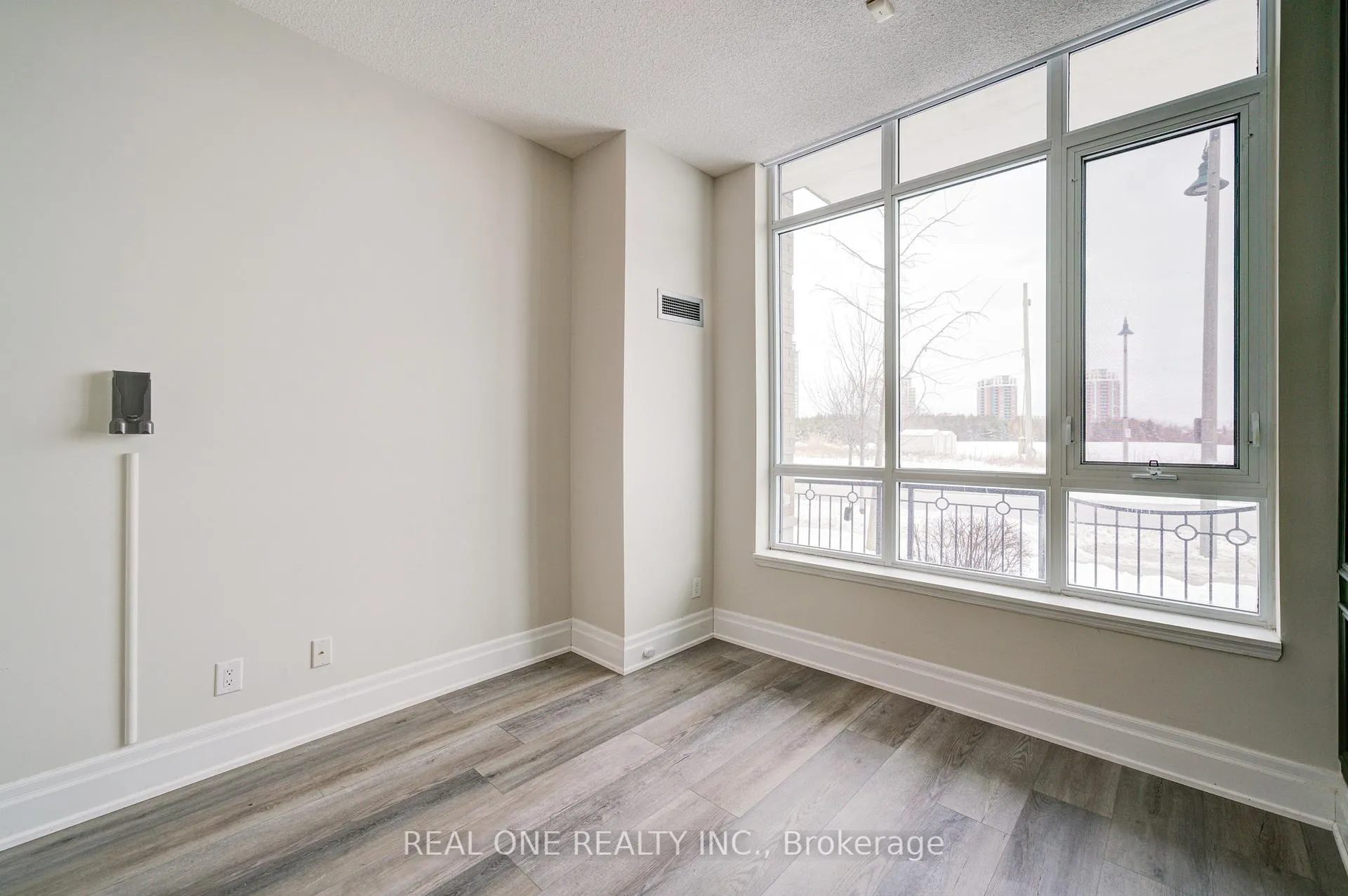 Photo 22 of Unit 107, 111 Upper Duke Crescent, Markham, Unionville — HOMEH