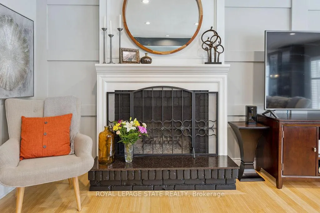 Photo 14 of 574 Tomahawk Crescent, Hamilton, Ancaster — HOMEH