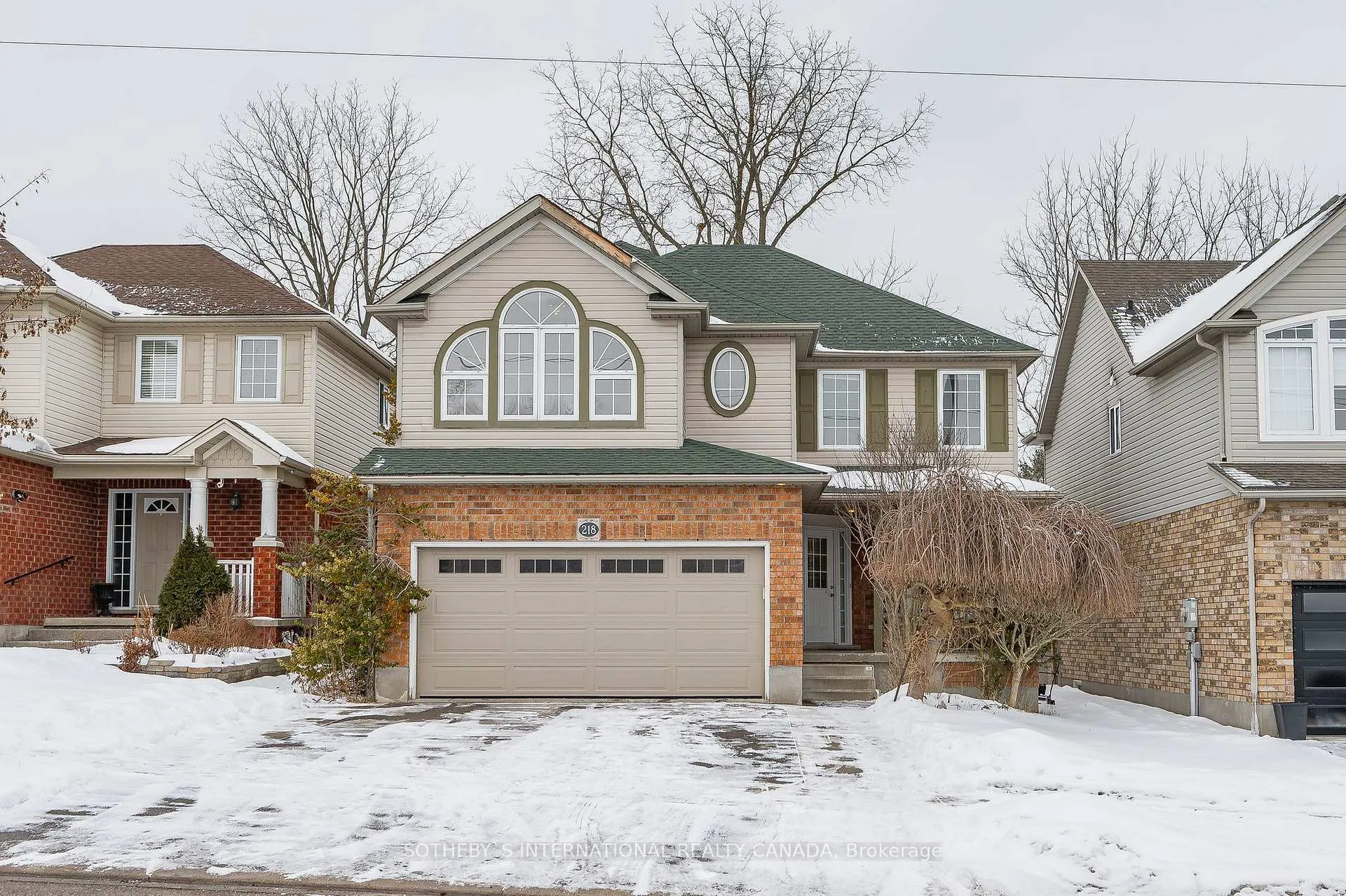 Photo 1 of 218 Doon Mills Drive, Kitchener — HOMEH