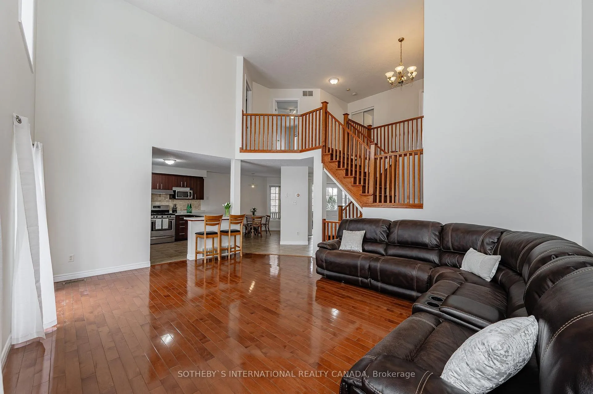 Photo 7 of 218 Doon Mills Drive, Kitchener — HOMEH