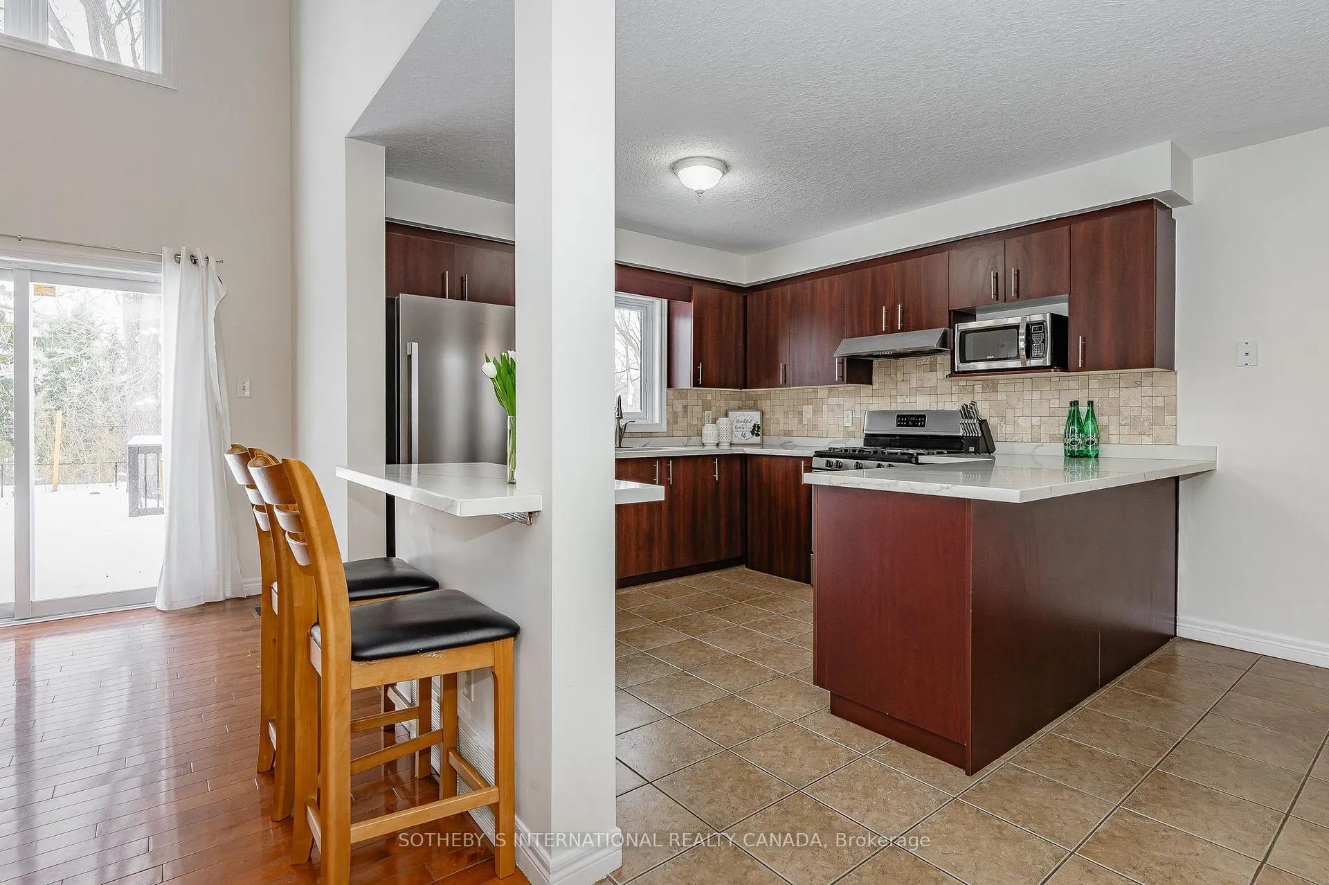Photo 12 of 218 Doon Mills Drive, Kitchener — HOMEH