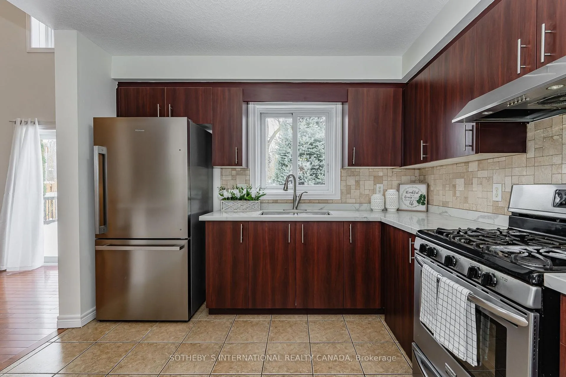 Photo 17 of 218 Doon Mills Drive, Kitchener — HOMEH