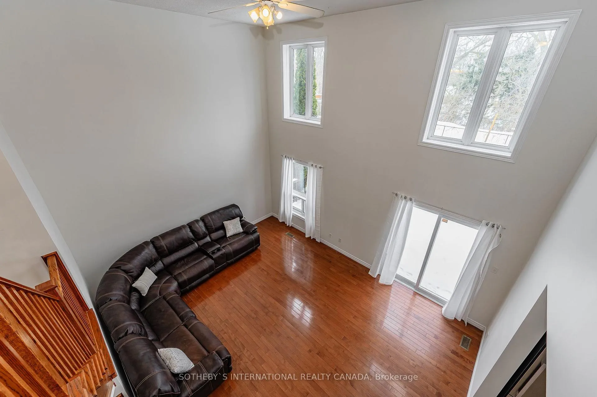 Photo 19 of 218 Doon Mills Drive, Kitchener — HOMEH