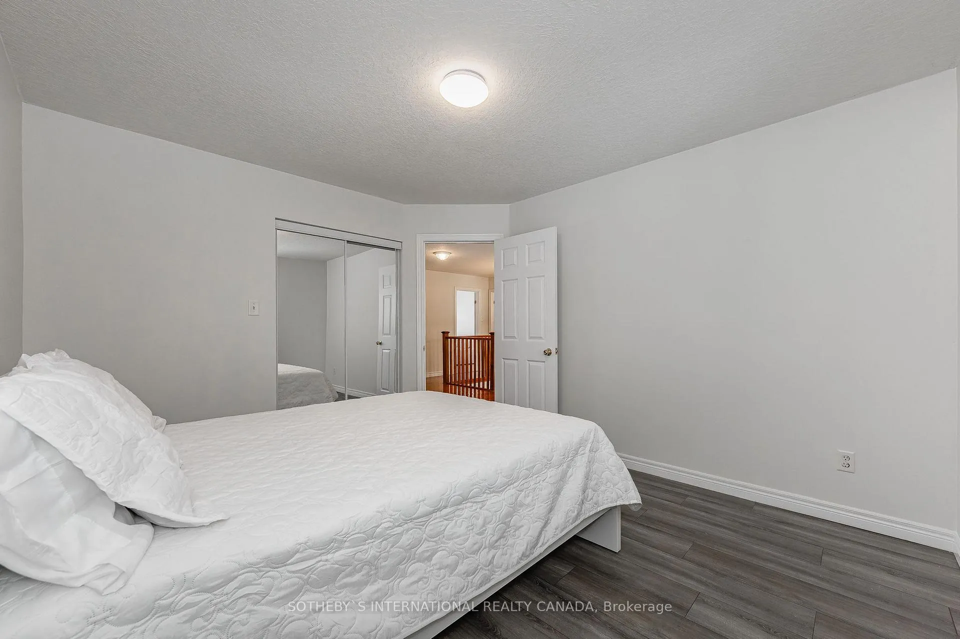 Photo 28 of 218 Doon Mills Drive, Kitchener — HOMEH