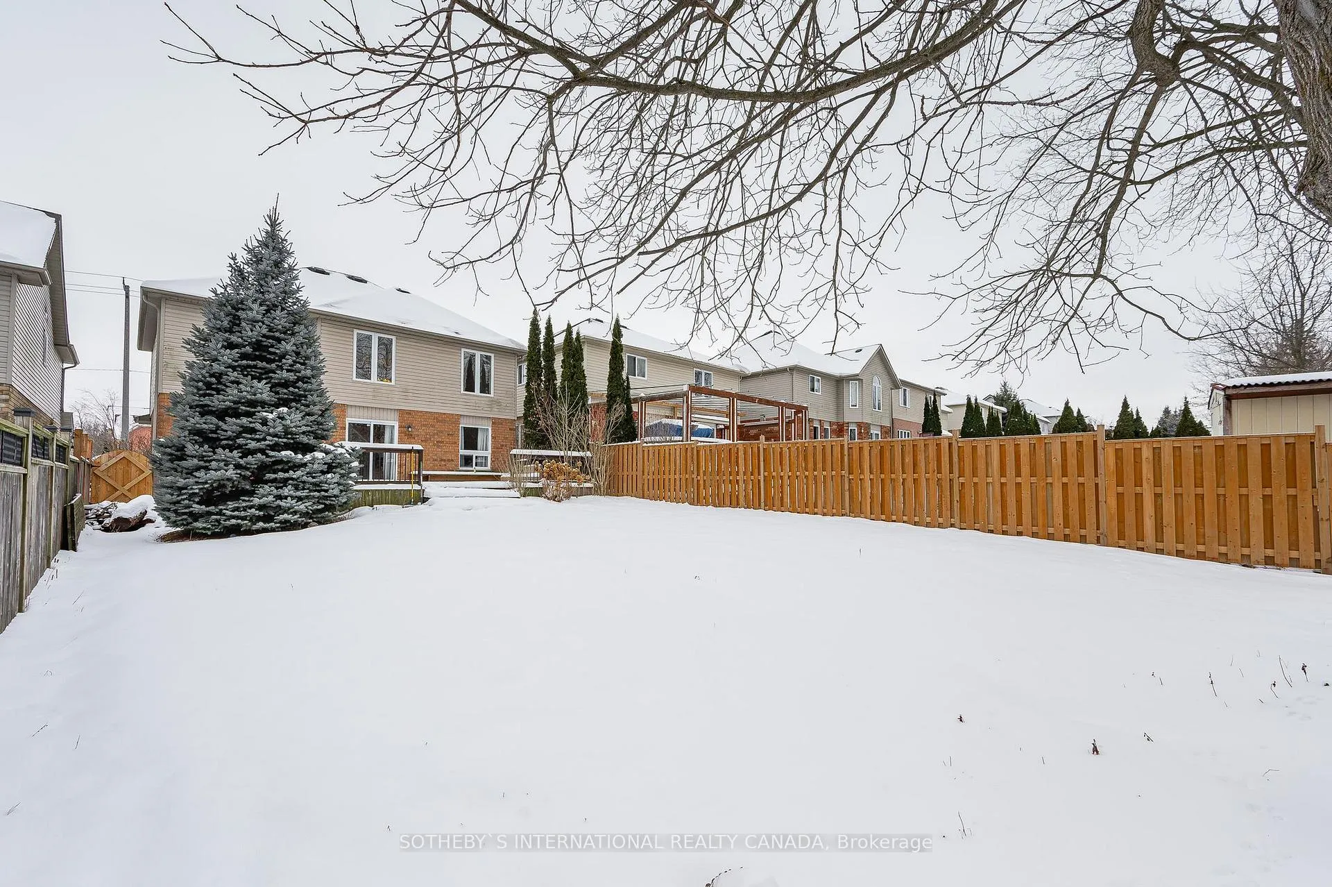 Photo 39 of 218 Doon Mills Drive, Kitchener — HOMEH