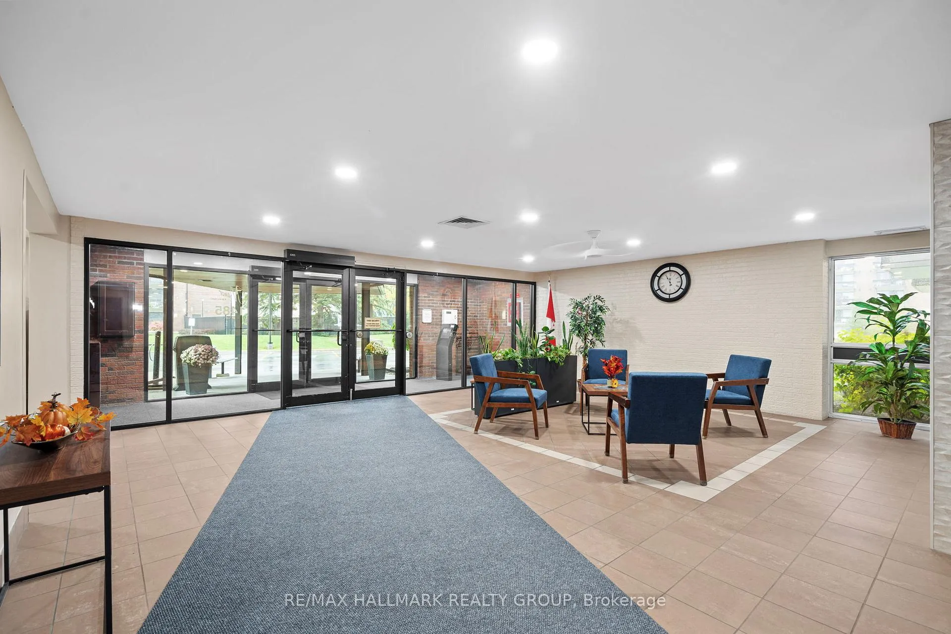 Photo 2 of Unit 616, 1485 Baseline Road, Ottawa, Copeland Park — HOMEH