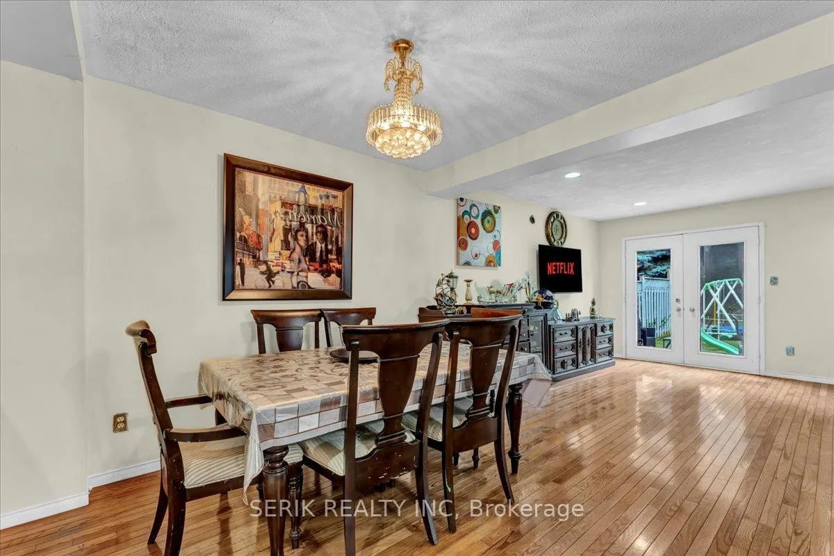 Photo 7 of 37 Kendrick Court, Hamilton, Ancaster — HOMEH