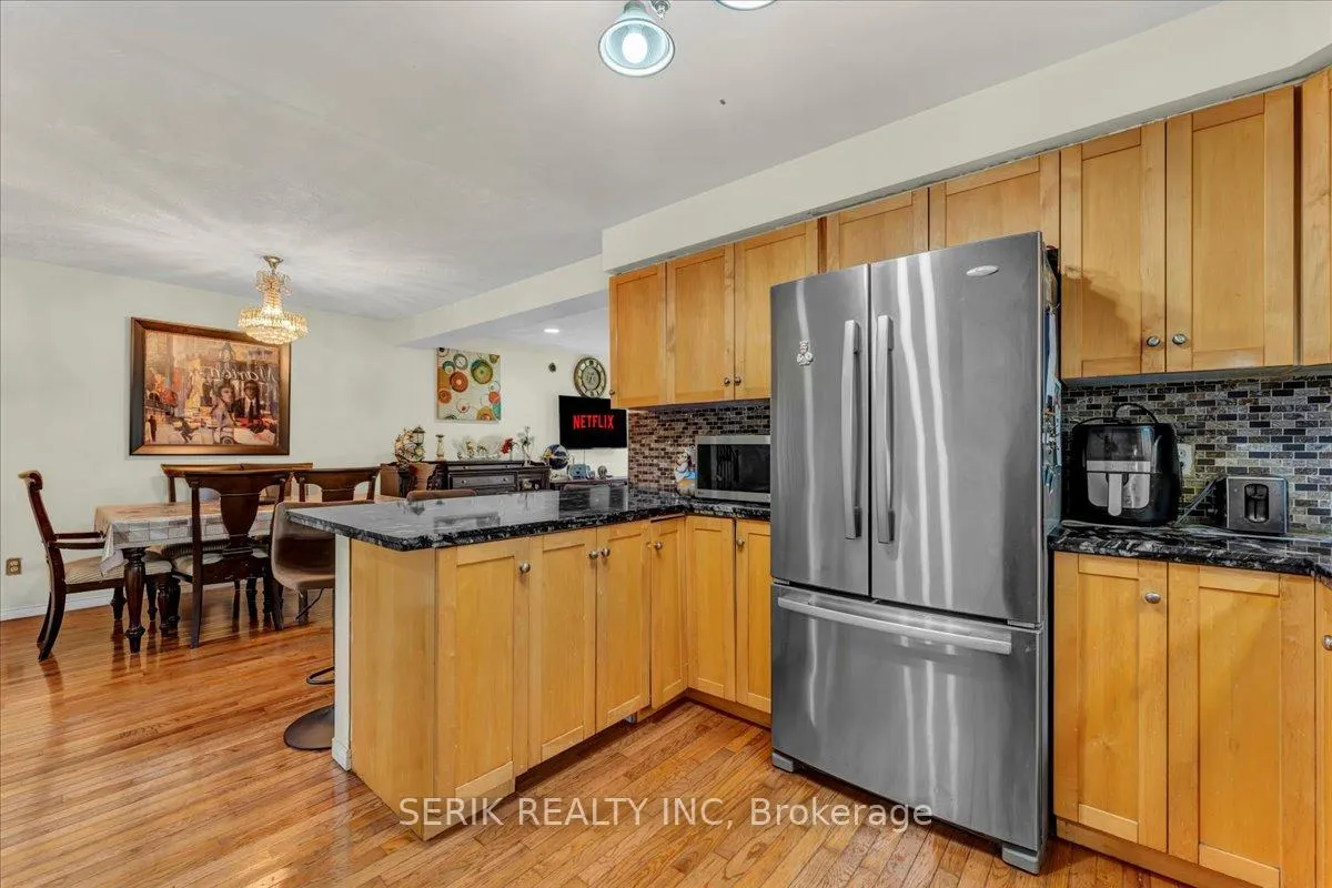 Photo 12 of 37 Kendrick Court, Hamilton, Ancaster — HOMEH