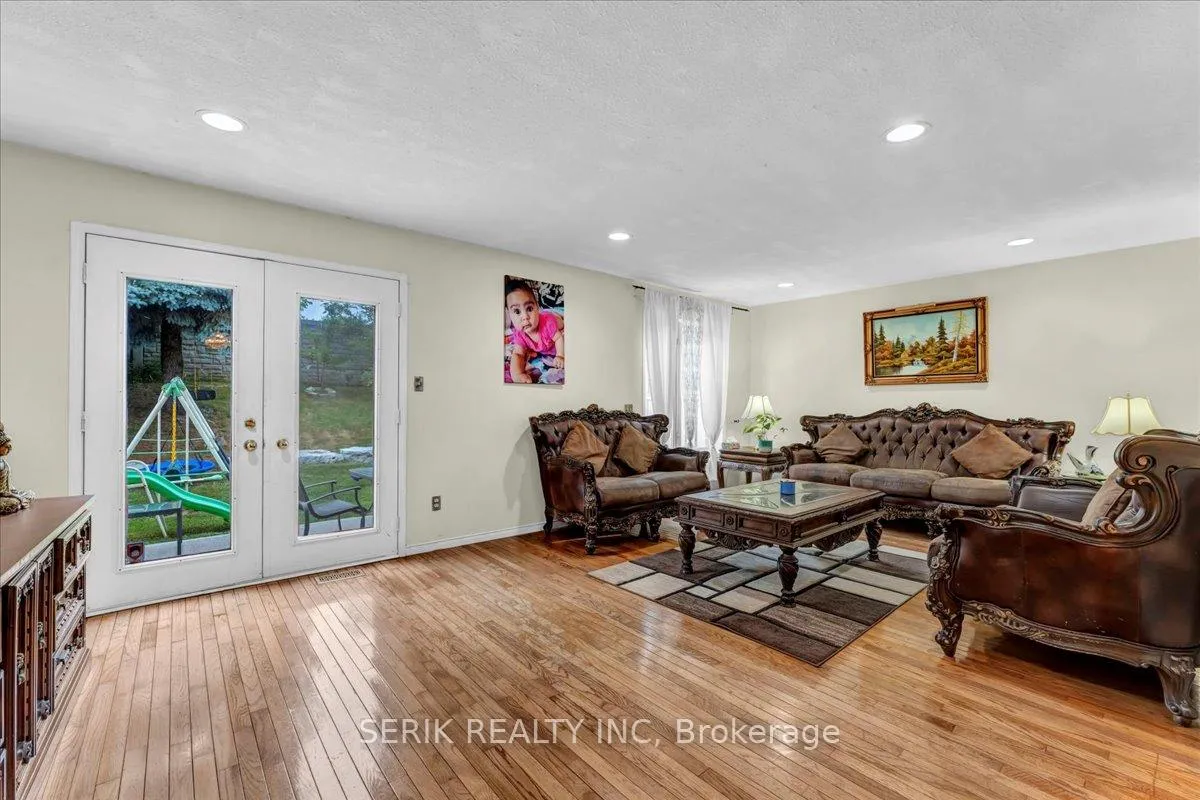 Photo 13 of 37 Kendrick Court, Hamilton, Ancaster — HOMEH