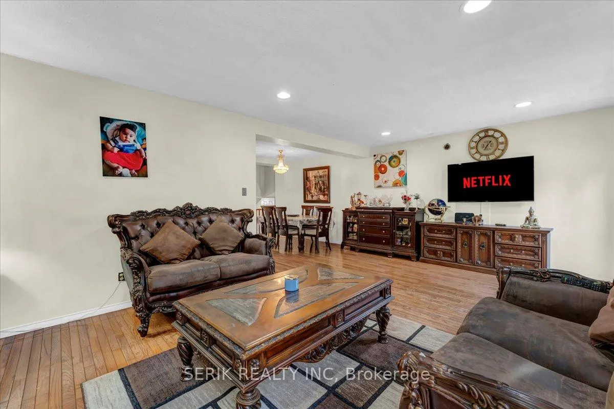 Photo 16 of 37 Kendrick Court, Hamilton, Ancaster — HOMEH