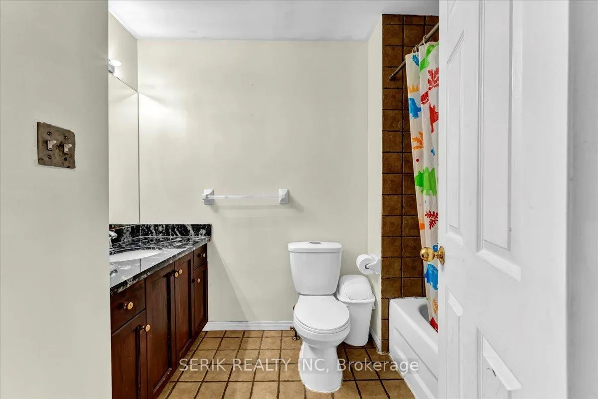 Photo 25 of 37 Kendrick Court, Hamilton, Ancaster — HOMEH