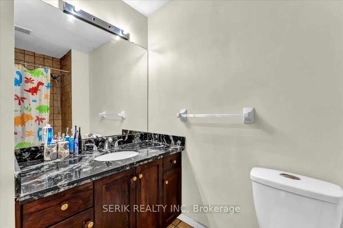 Photo 26 of 37 Kendrick Court, Hamilton, Ancaster — HOMEH