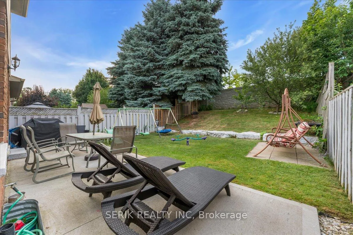 Photo 43 of 37 Kendrick Court, Hamilton, Ancaster — HOMEH